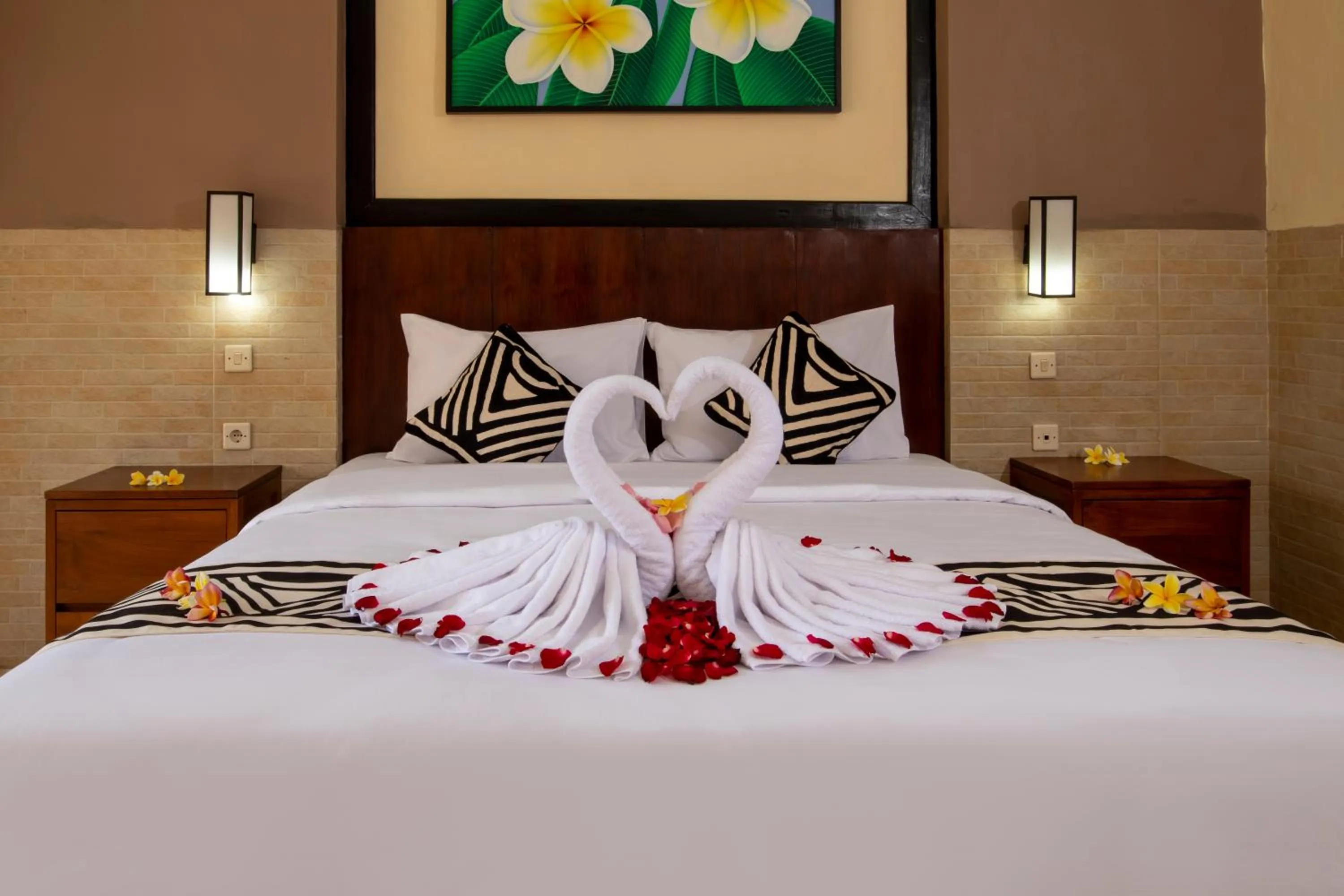 Bed in Suriwathi Hotel Legian