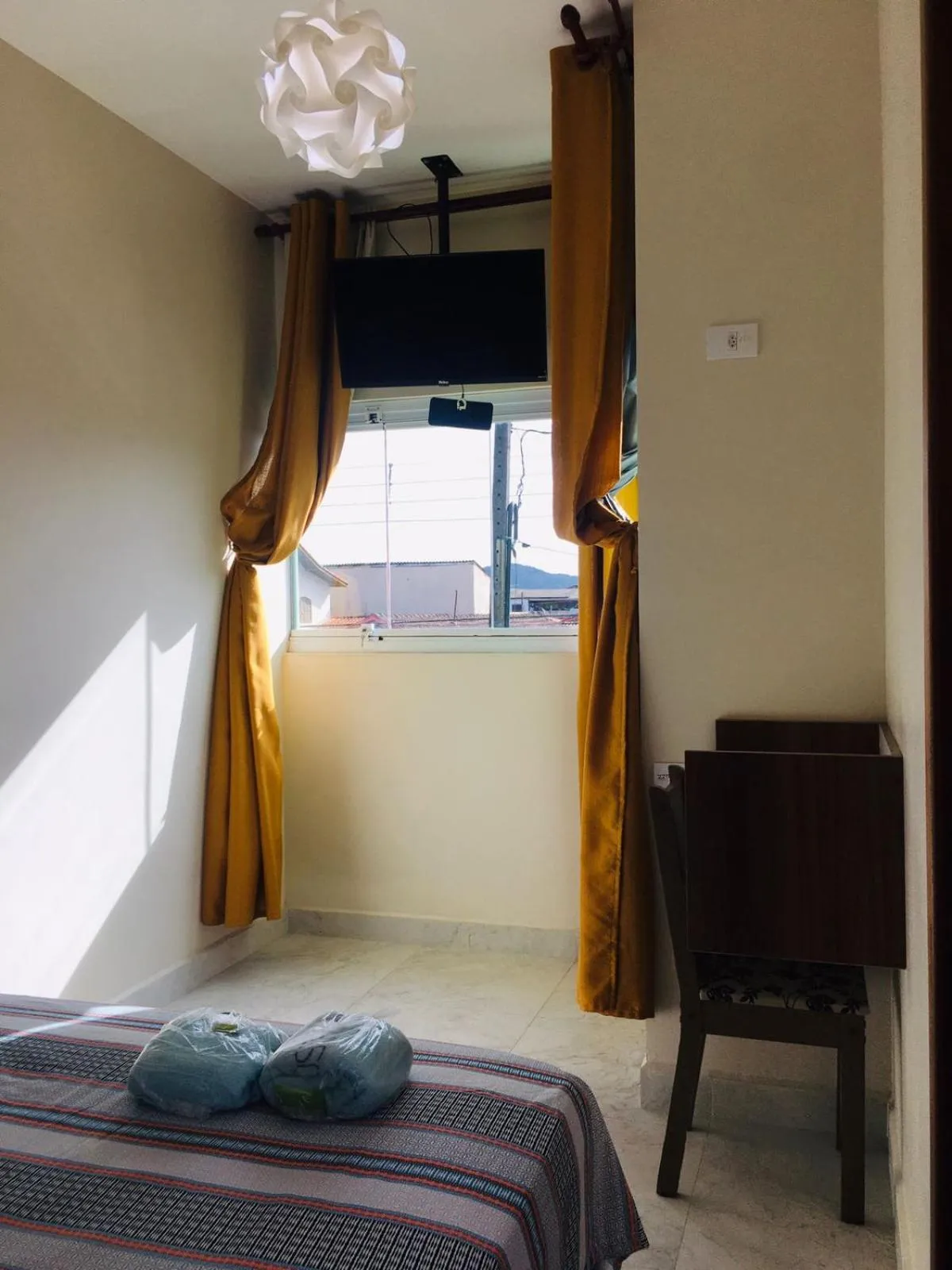 Bedroom, Bed in Pousada Reis Guarujá