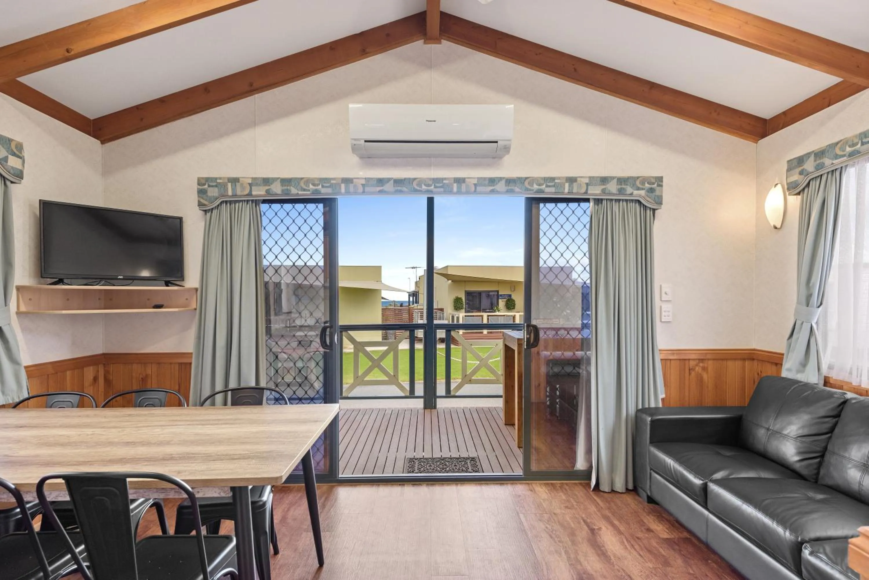 Living room in Discovery Parks - Adelaide Beachfront