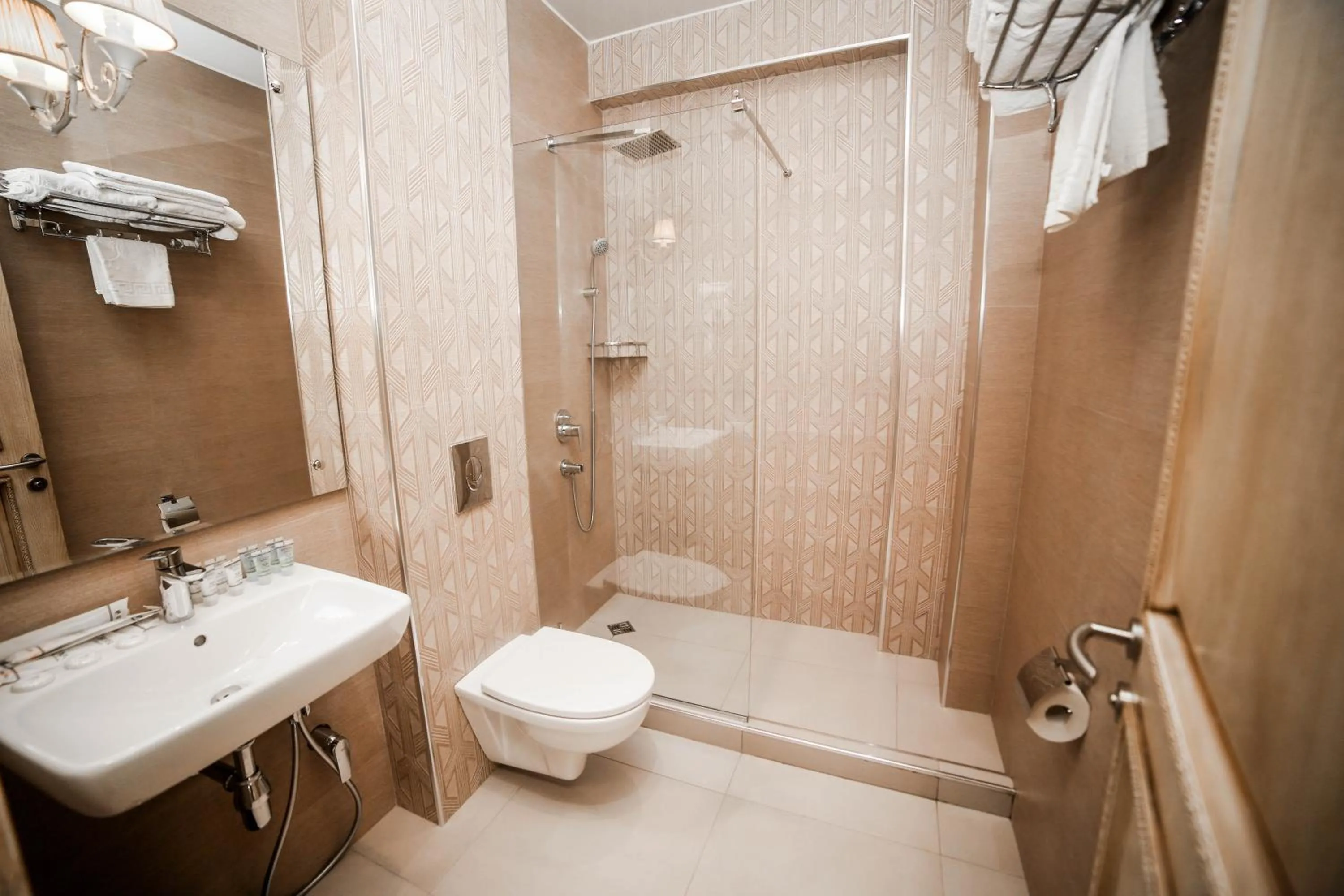 Shower in Boutique Hotel Mimino