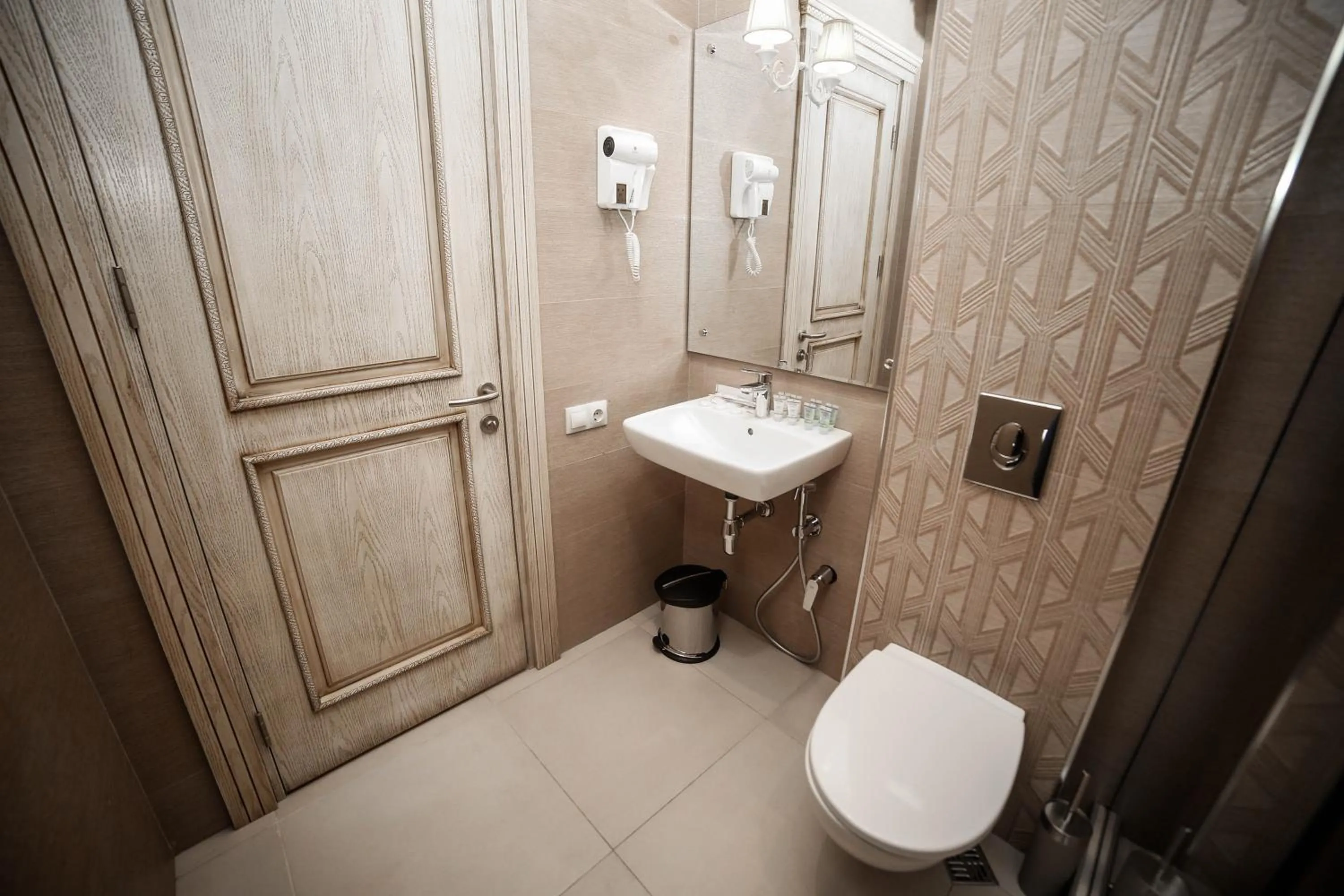 Shower in Boutique Hotel Mimino