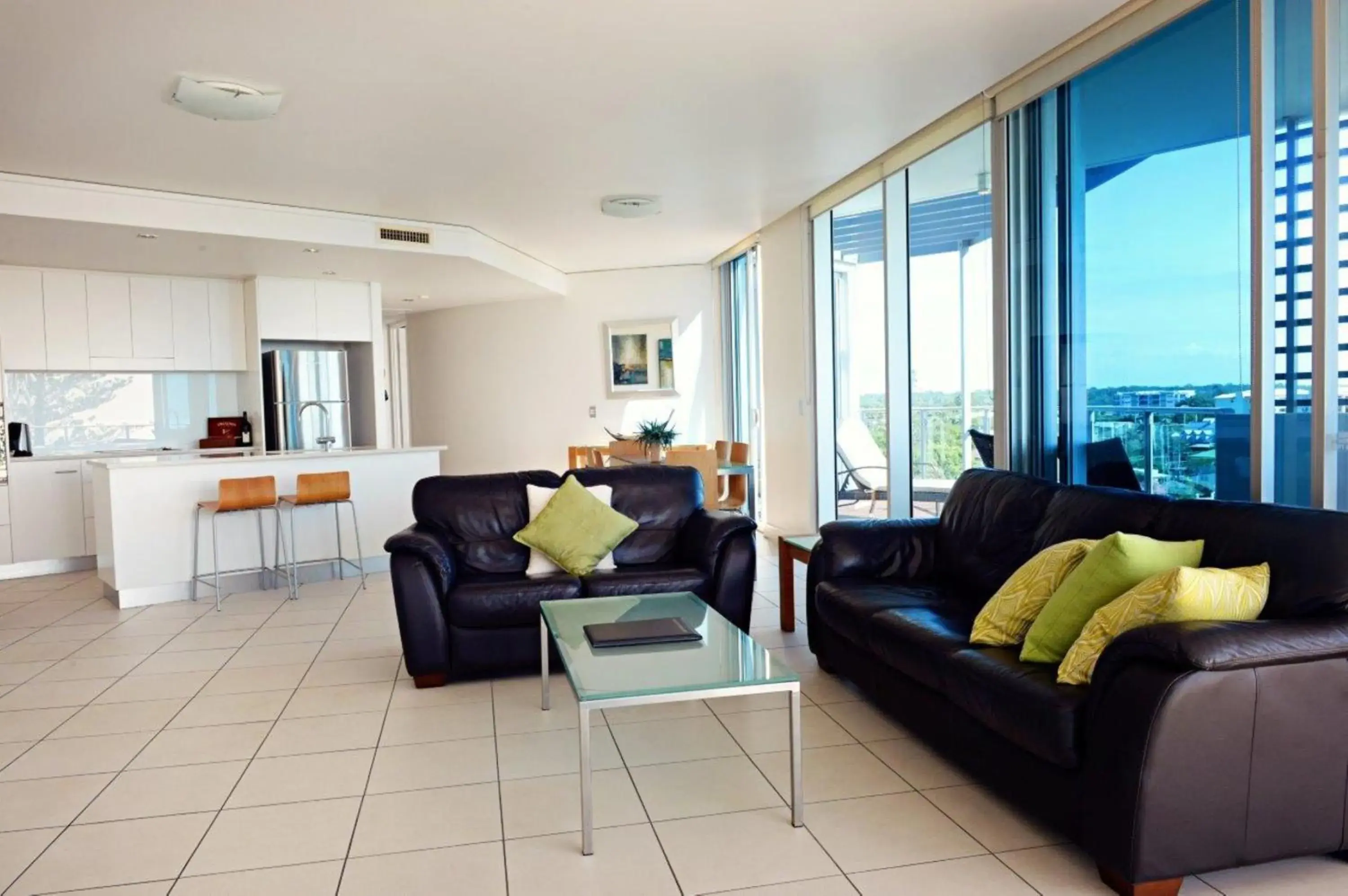 Three-Bedroom Apartment - Penthouse in Manta Bargara Three-Bedroom Apartment - Penthouse in Manta Bargara