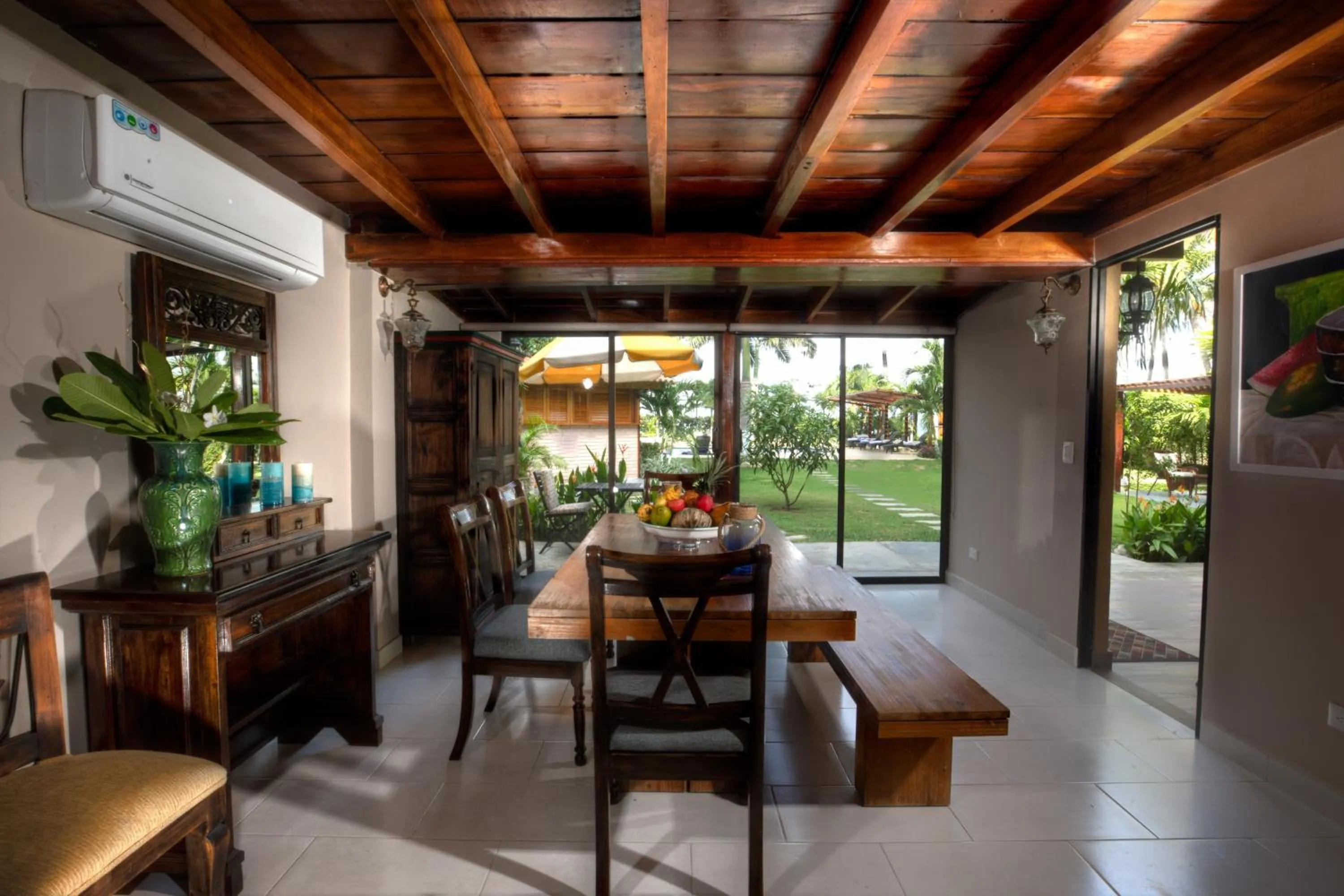Dining area in Casa Verano Beach Hotel - Adults Only