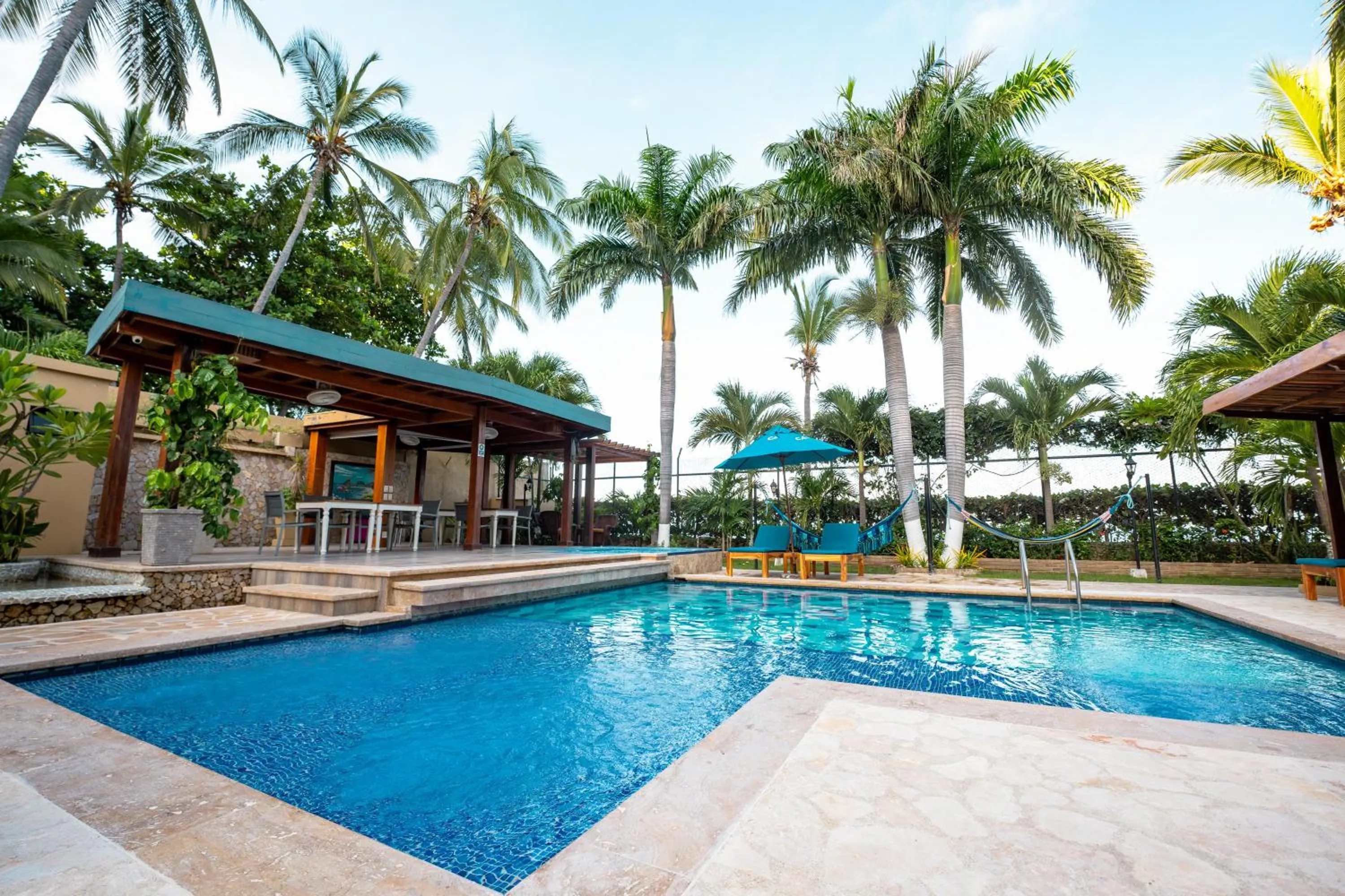 Swimming pool in Casa Verano Beach Hotel - Adults Only