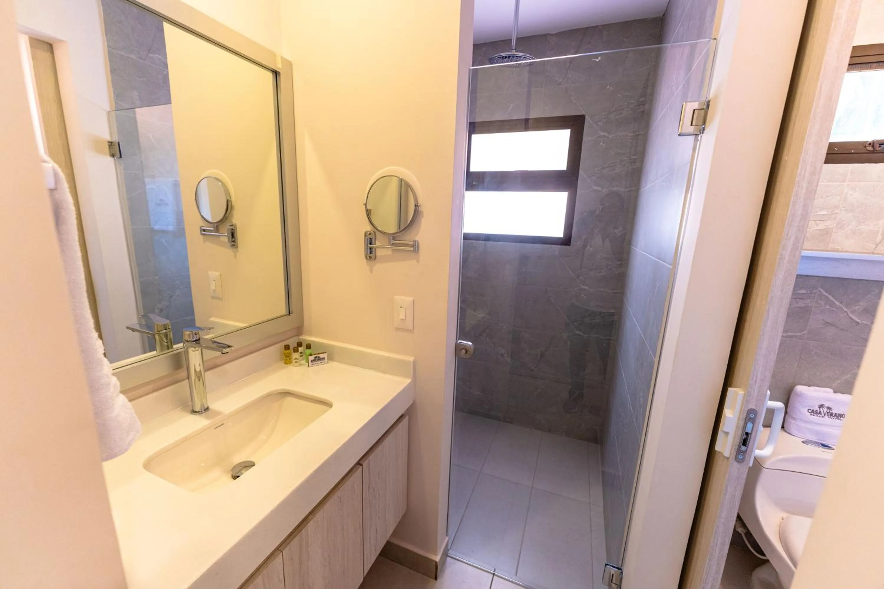 Bathroom in Casa Verano Beach Hotel - Adults Only