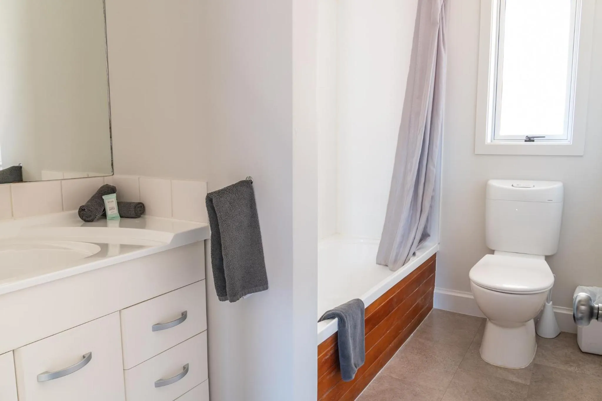 Shower in Turner Heights Townhouses