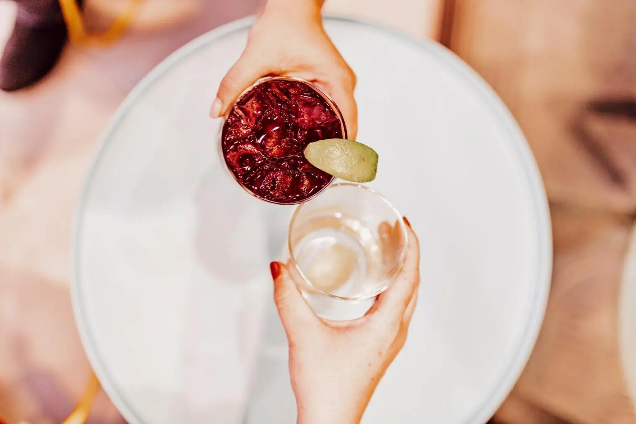 Lounge or bar in voco The Tuxon by IHG Lounge or bar in voco The Tuxon by IHG