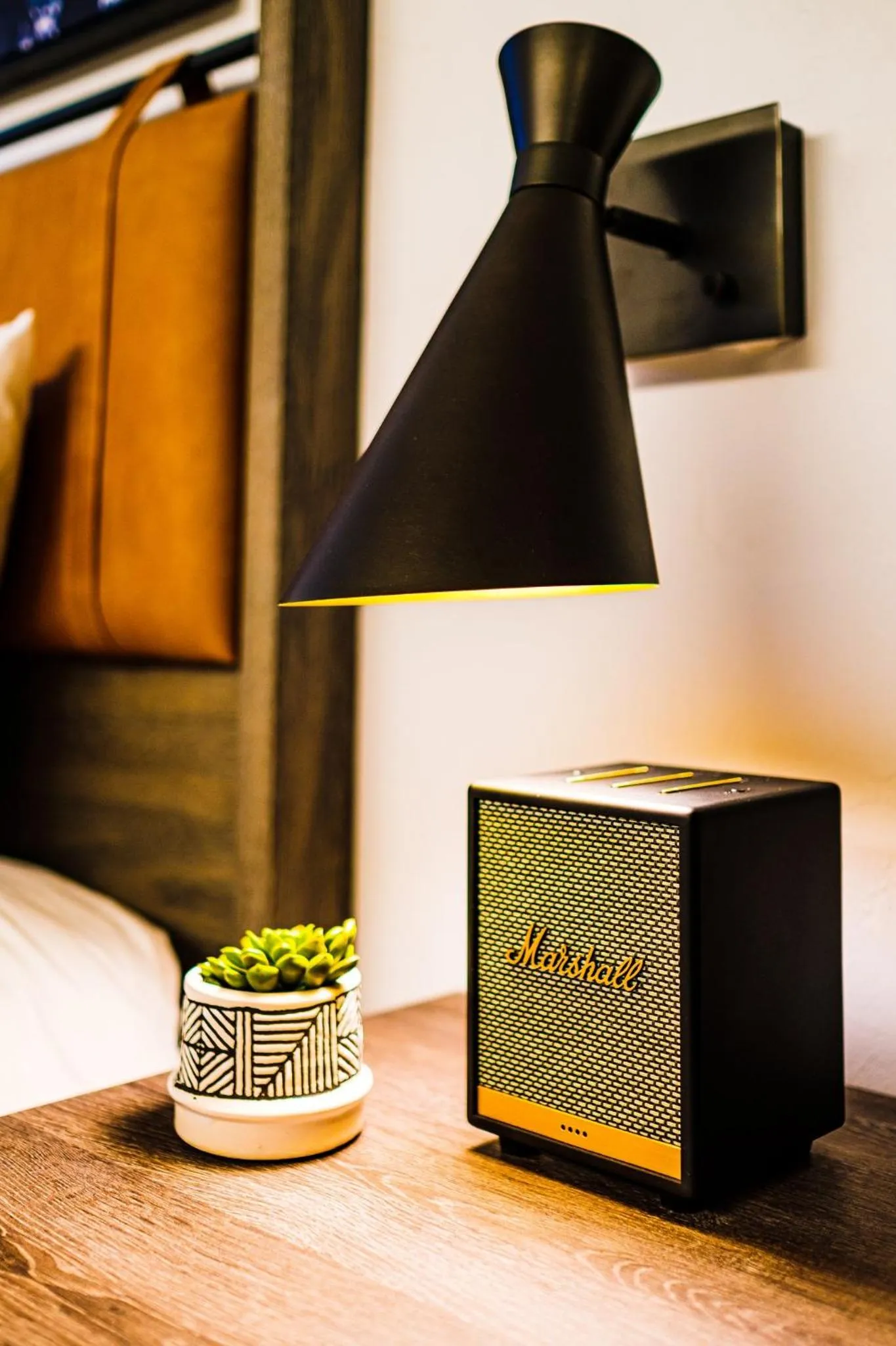 Photo of the whole room in voco The Tuxon by IHG