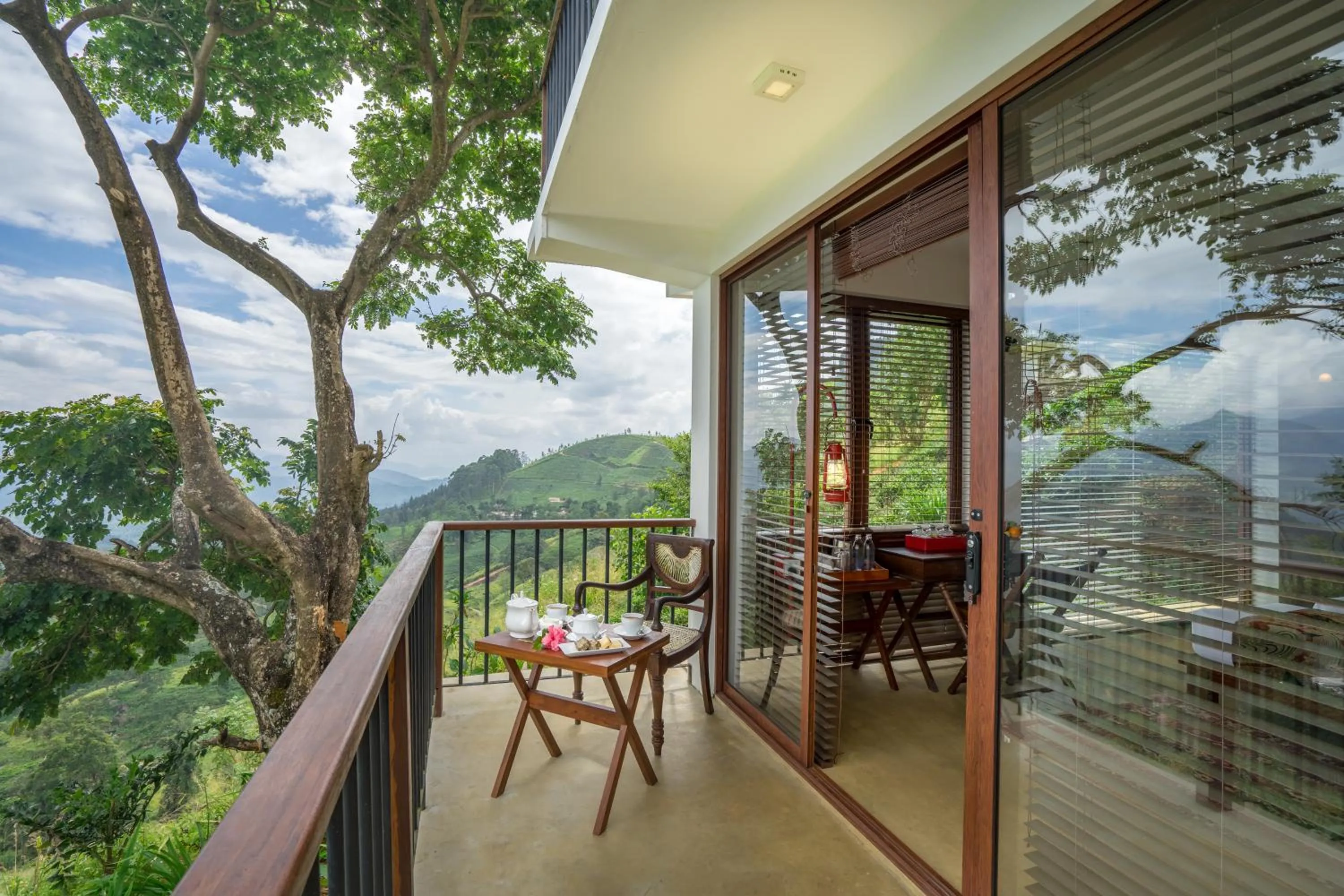 Day in Madulkelle Tea and Eco Lodge