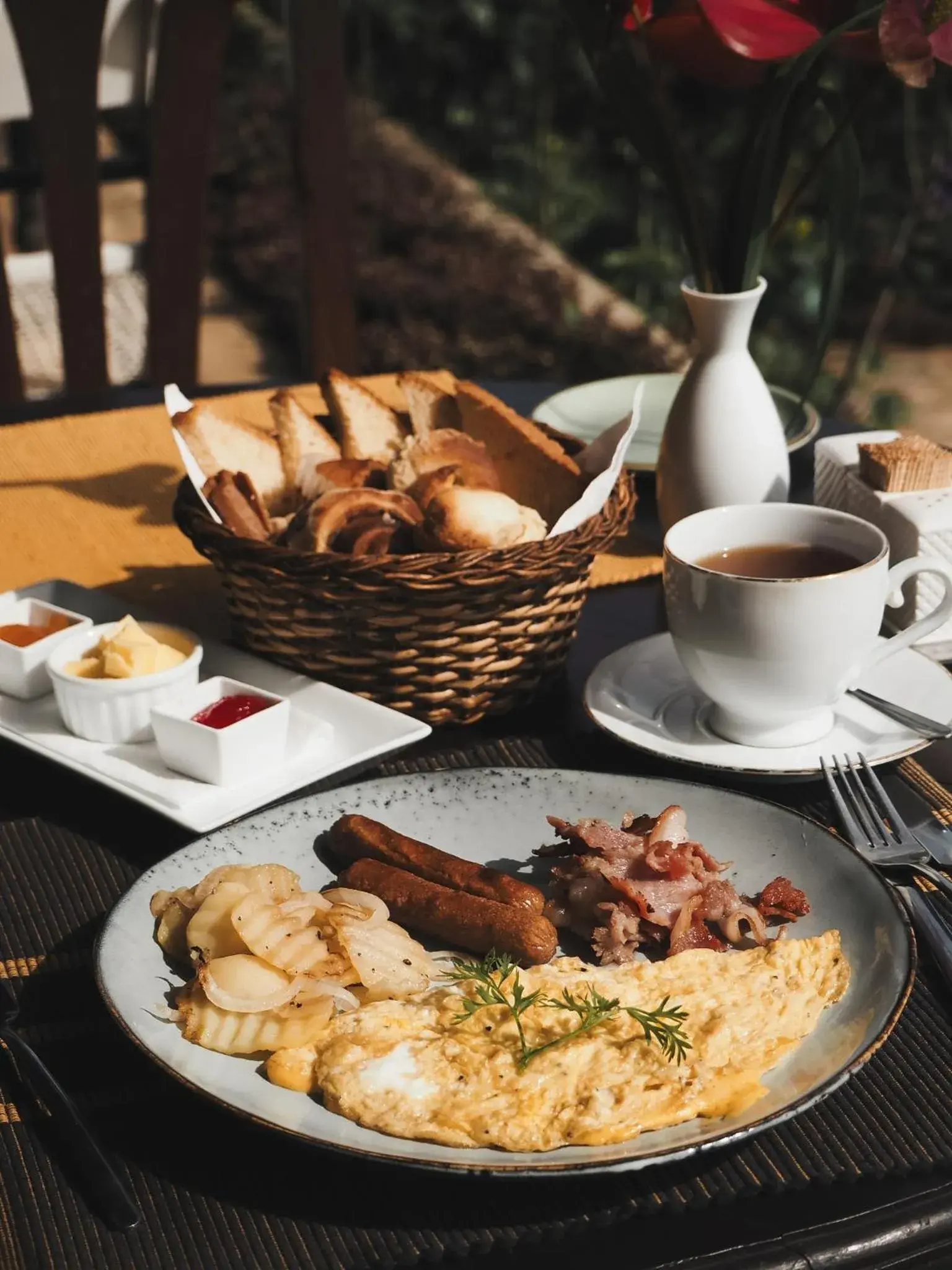 Breakfast in Madulkelle Tea and Eco Lodge Breakfast in Madulkelle Tea and Eco Lodge