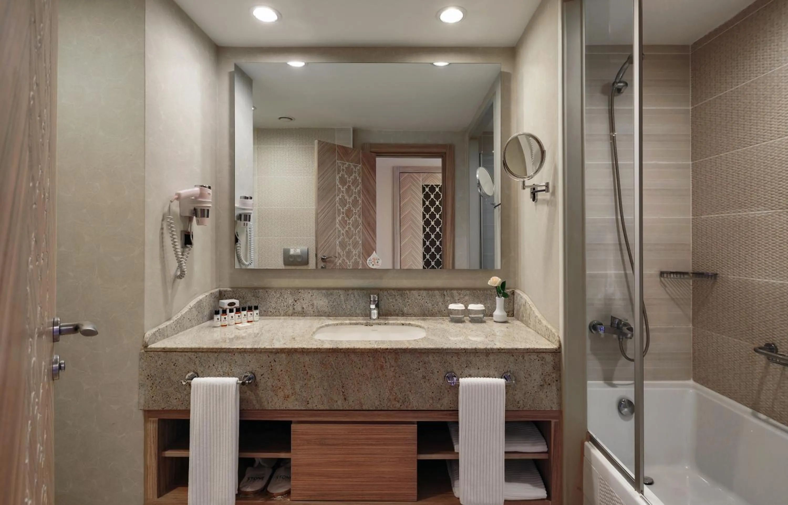 Bathroom in Royal Alhambra Palace