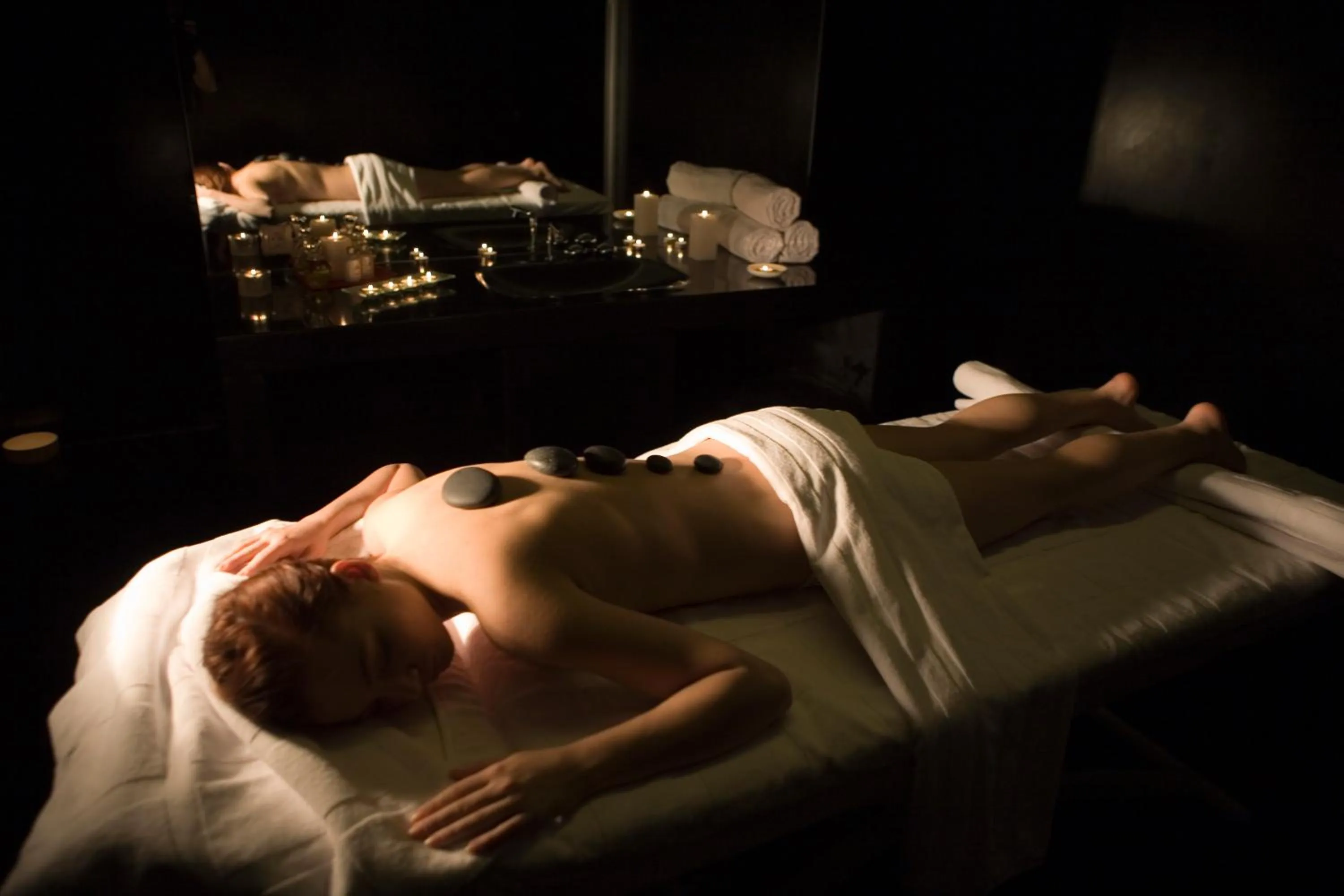 Massage in Royal Alhambra Palace