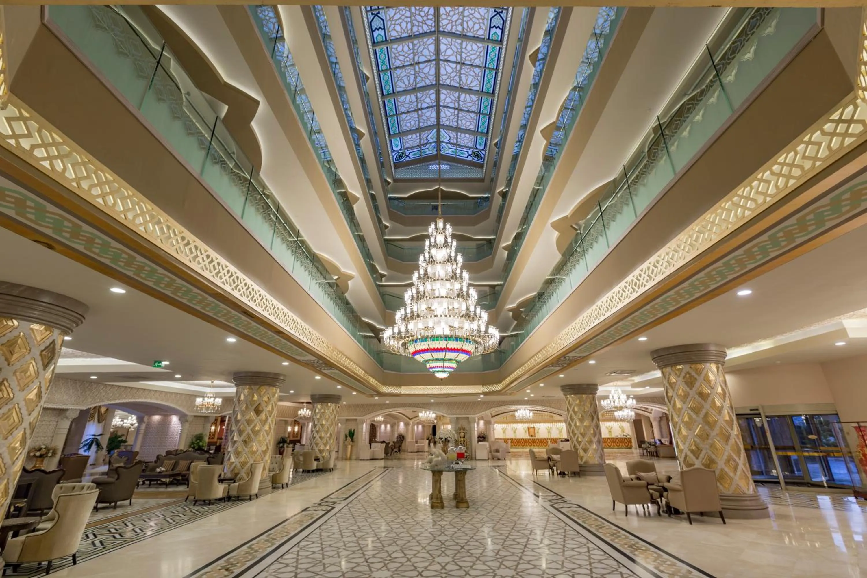 Area and facilities in Royal Alhambra Palace