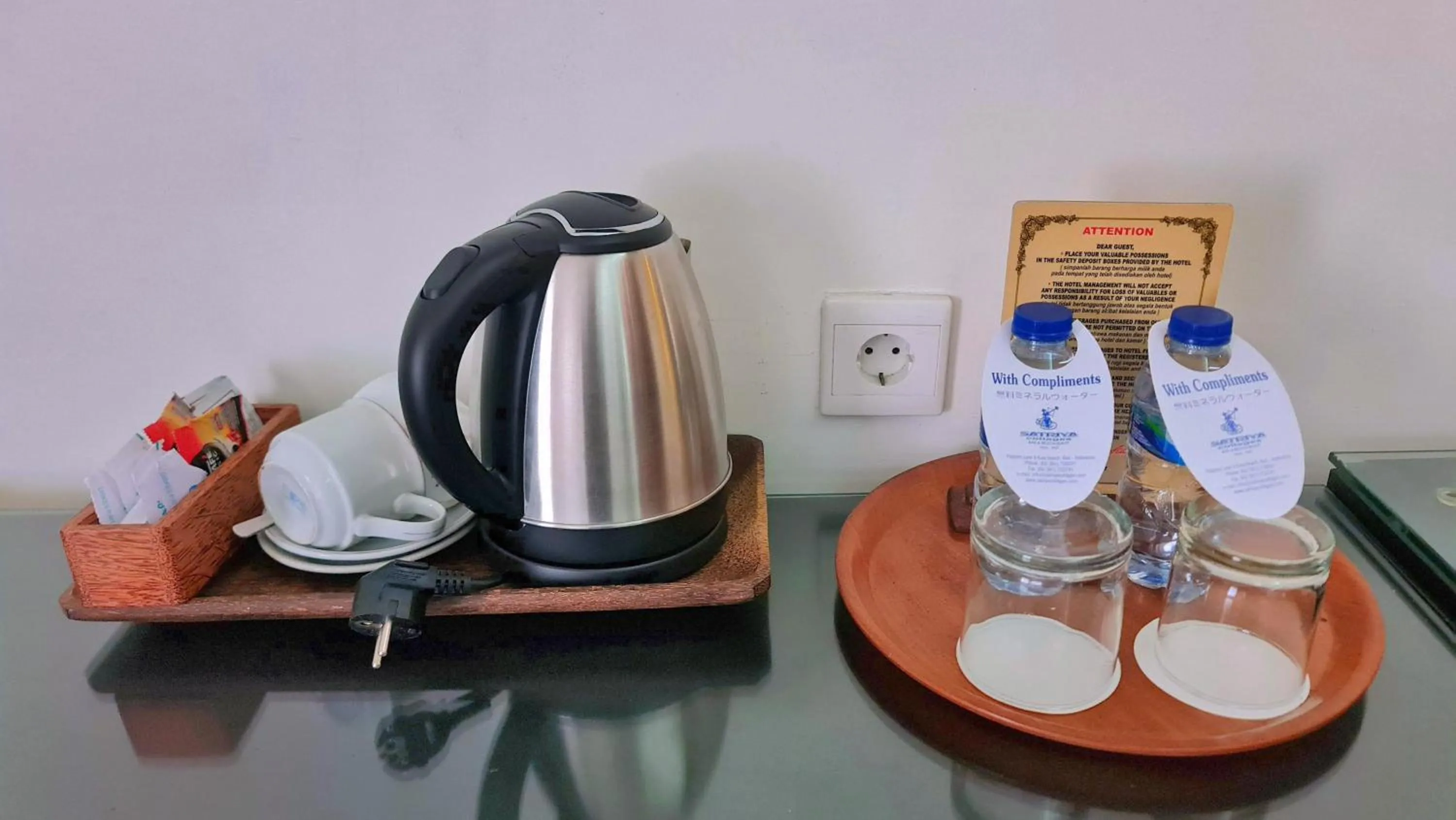 Coffee/tea facilities in Satriya Cottages