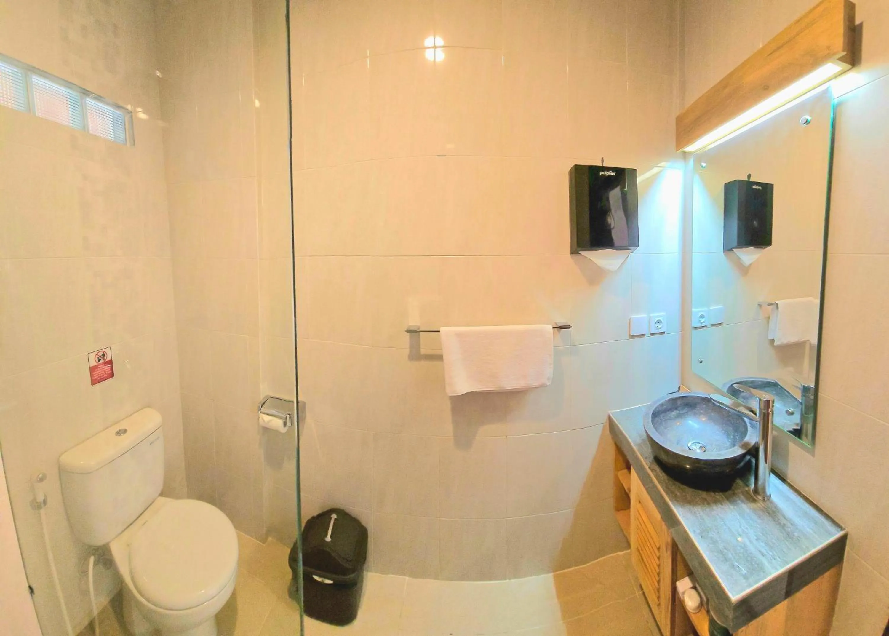 Bathroom in Satriya Cottages