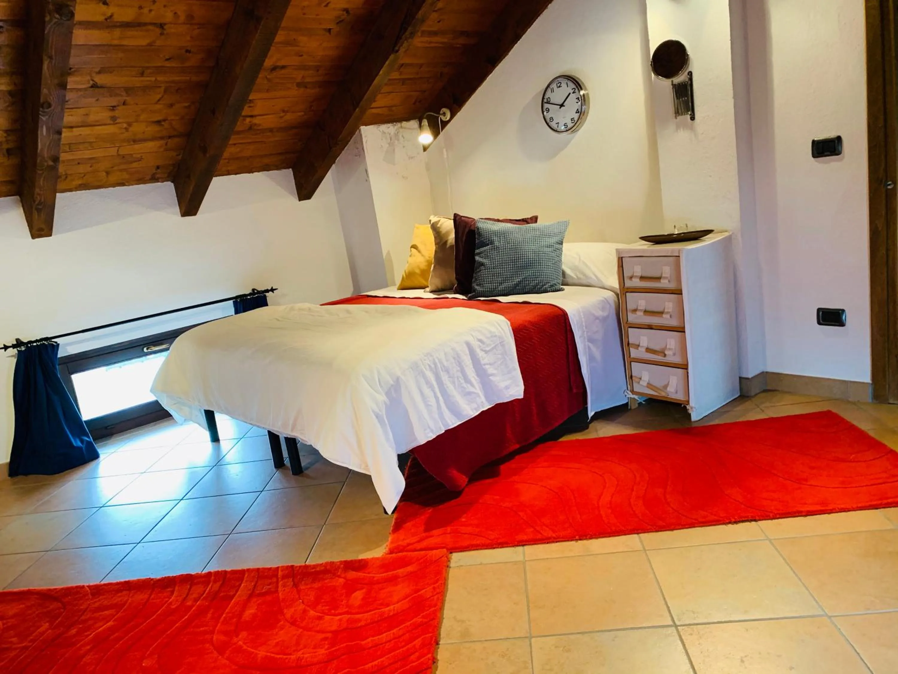 Photo of the whole room, Bed in Viaggio della Vita B&B