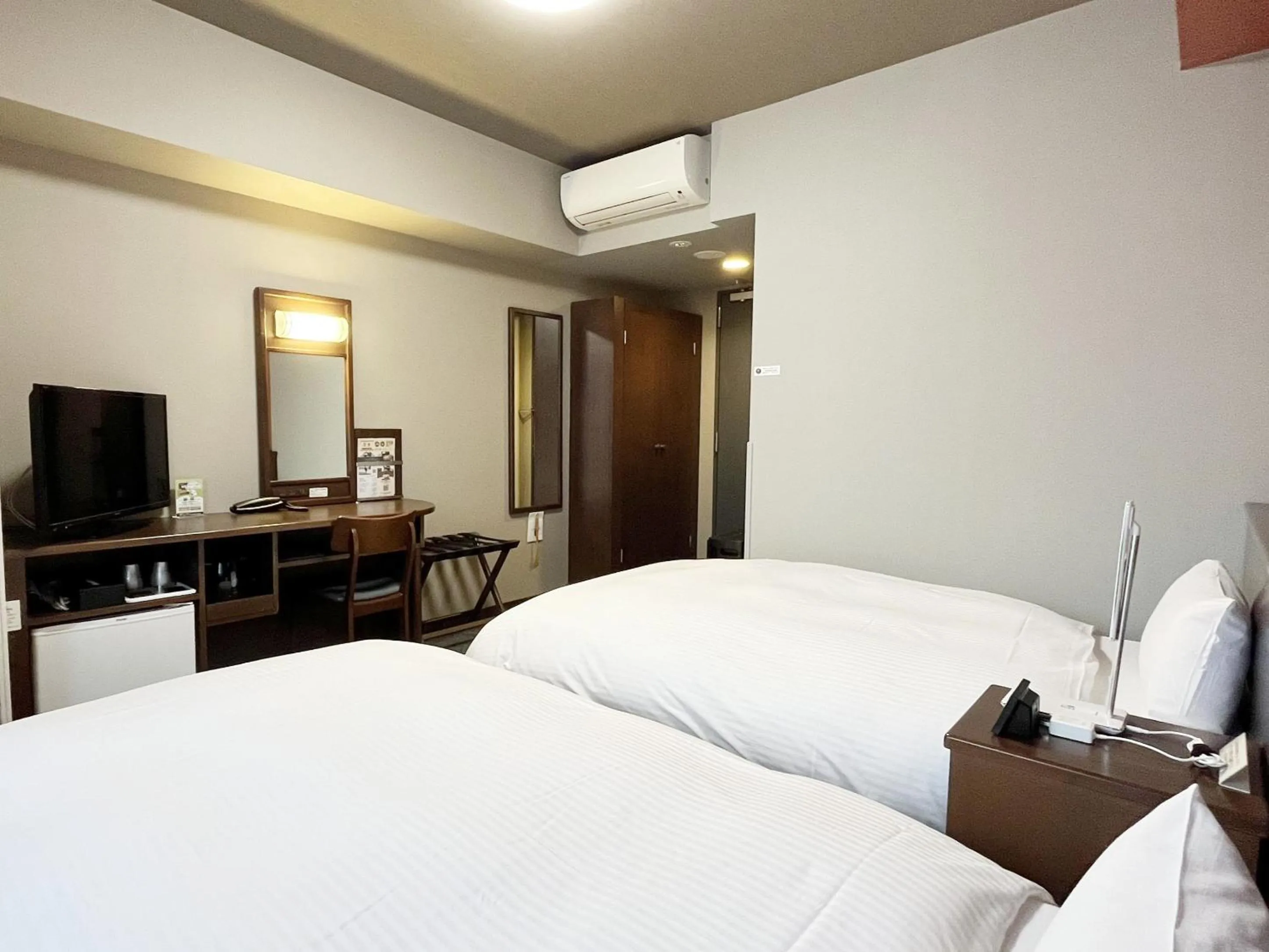Photo of the whole room, Bed in Hotel Route-Inn Toki