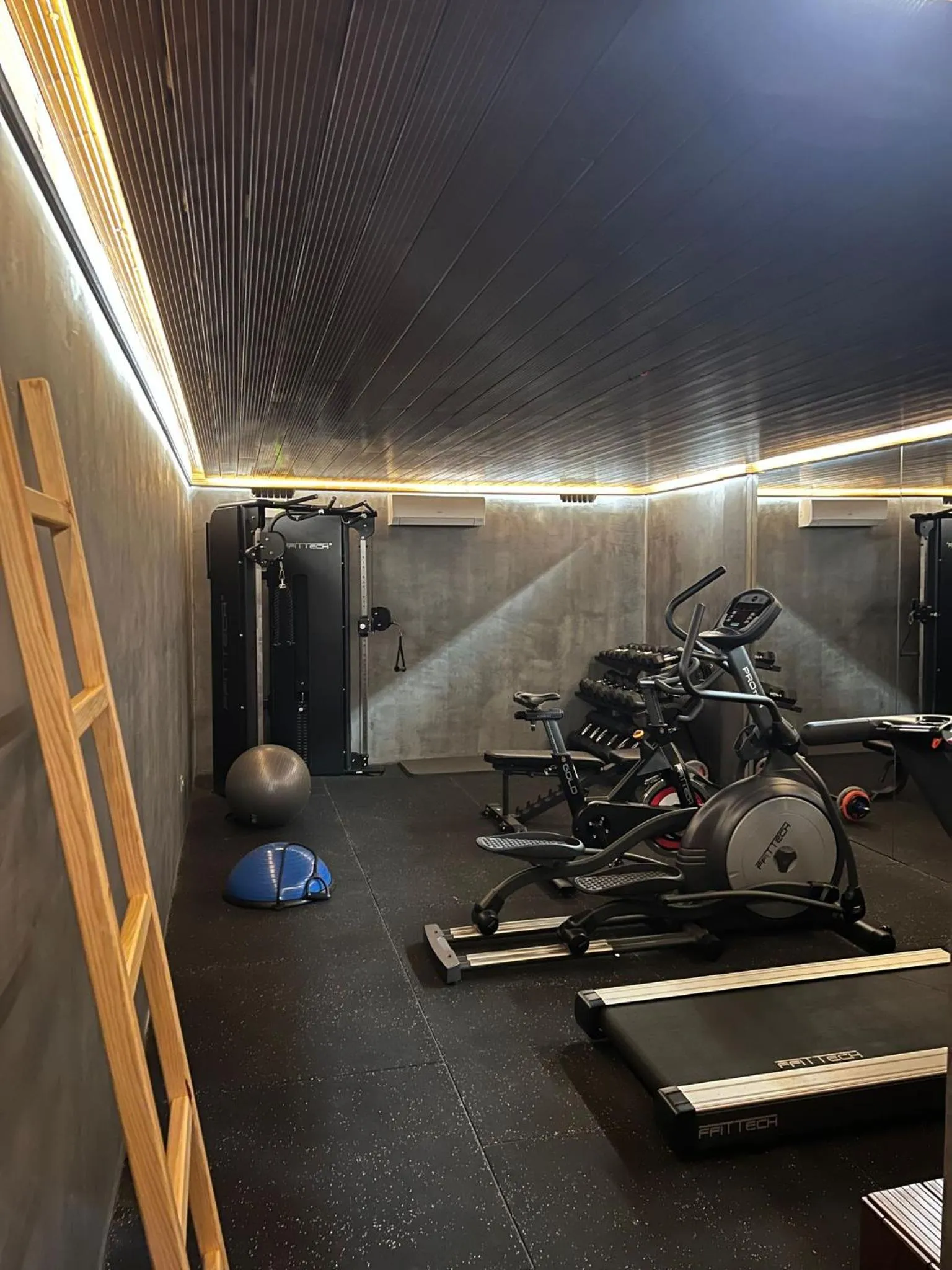 Fitness centre/facilities in Hotel Cristal Vieira Praia & SPA