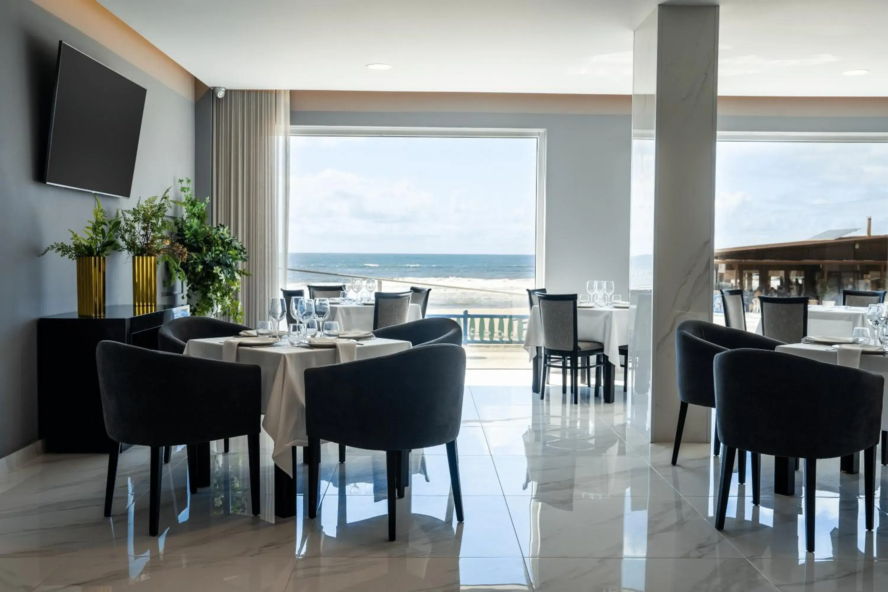 Restaurant/places to eat in Hotel Cristal Vieira Praia & SPA Restaurant/places to eat in Hotel Cristal Vieira Praia & SPA