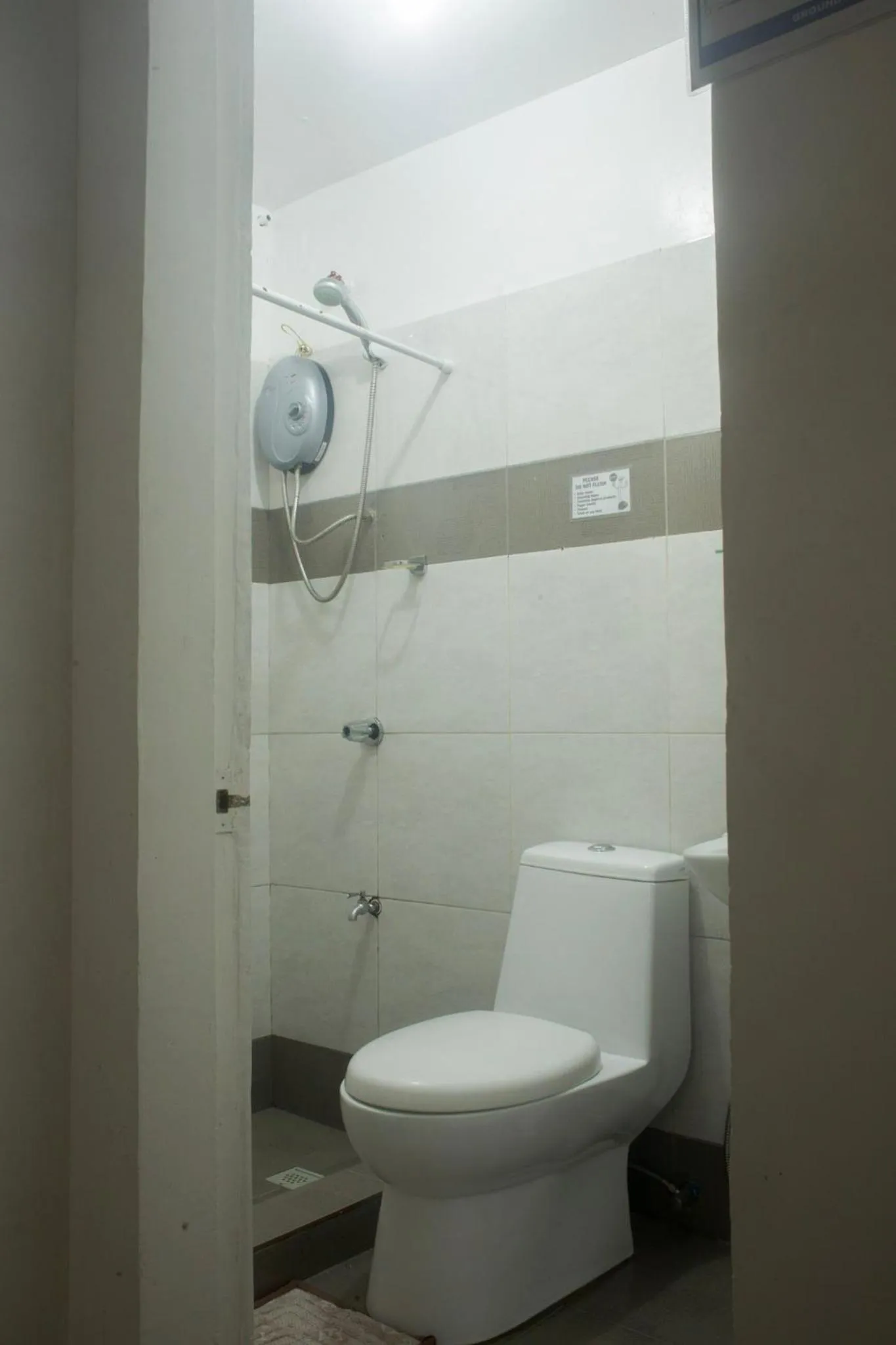 Shower in Isla Gecko Resort