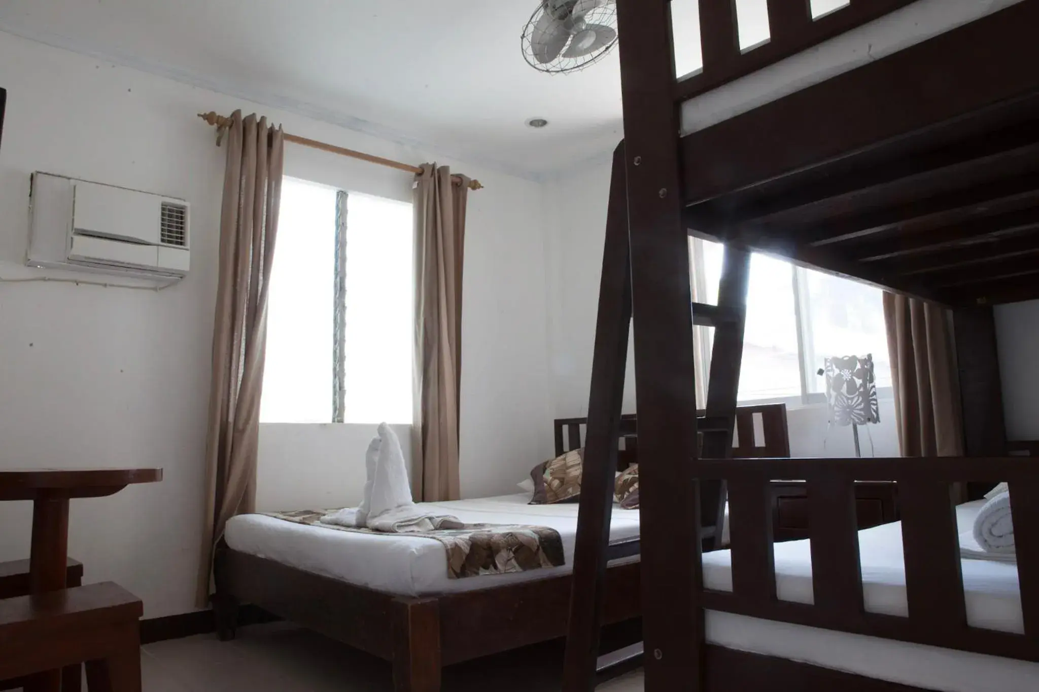 Bed in Isla Gecko Resort Bed in Isla Gecko Resort