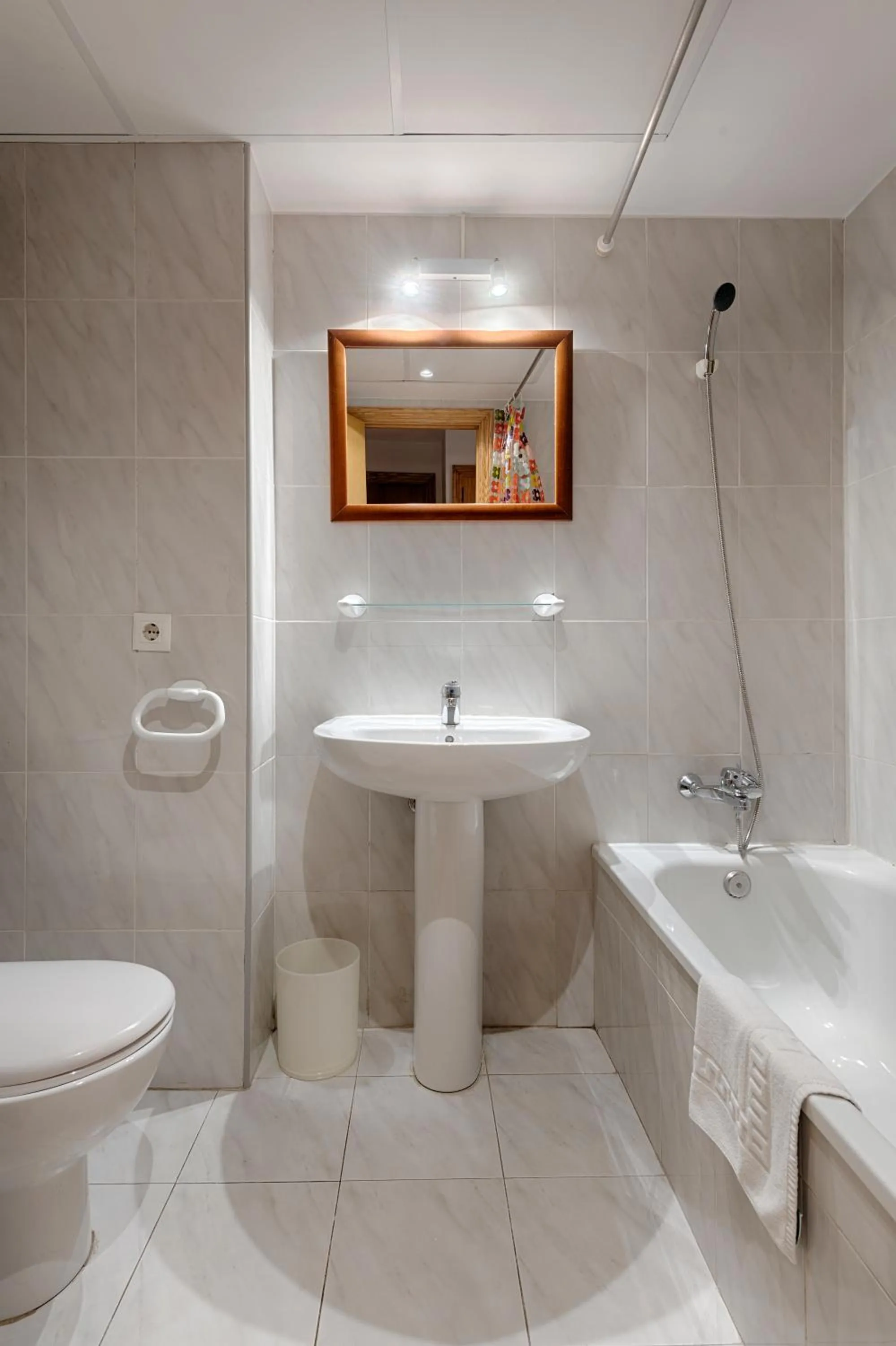 Bathroom in Sea You Apartamentos Valencia Port Saplaya