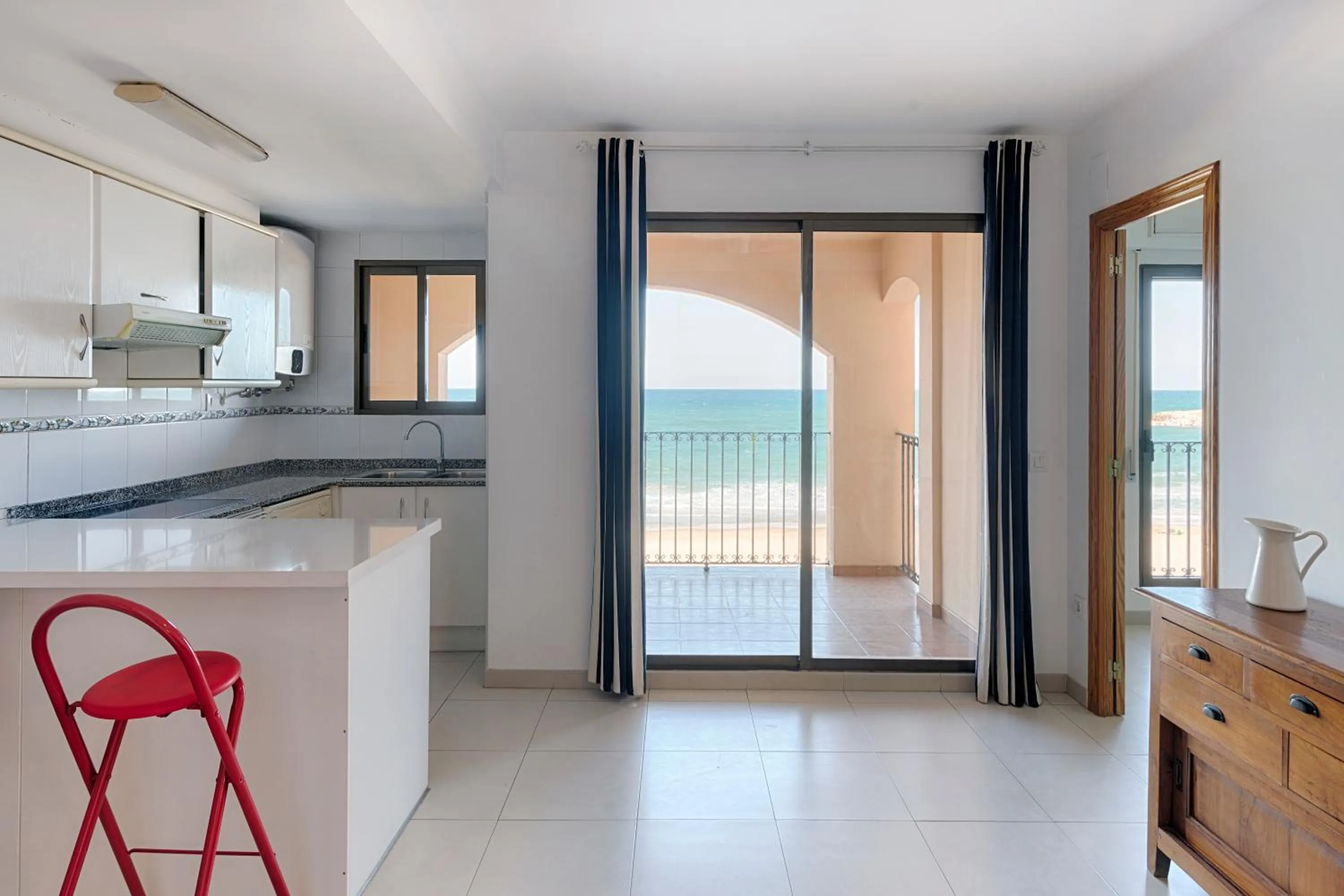 Lounge or bar in Sea You Apartamentos Valencia Port Saplaya