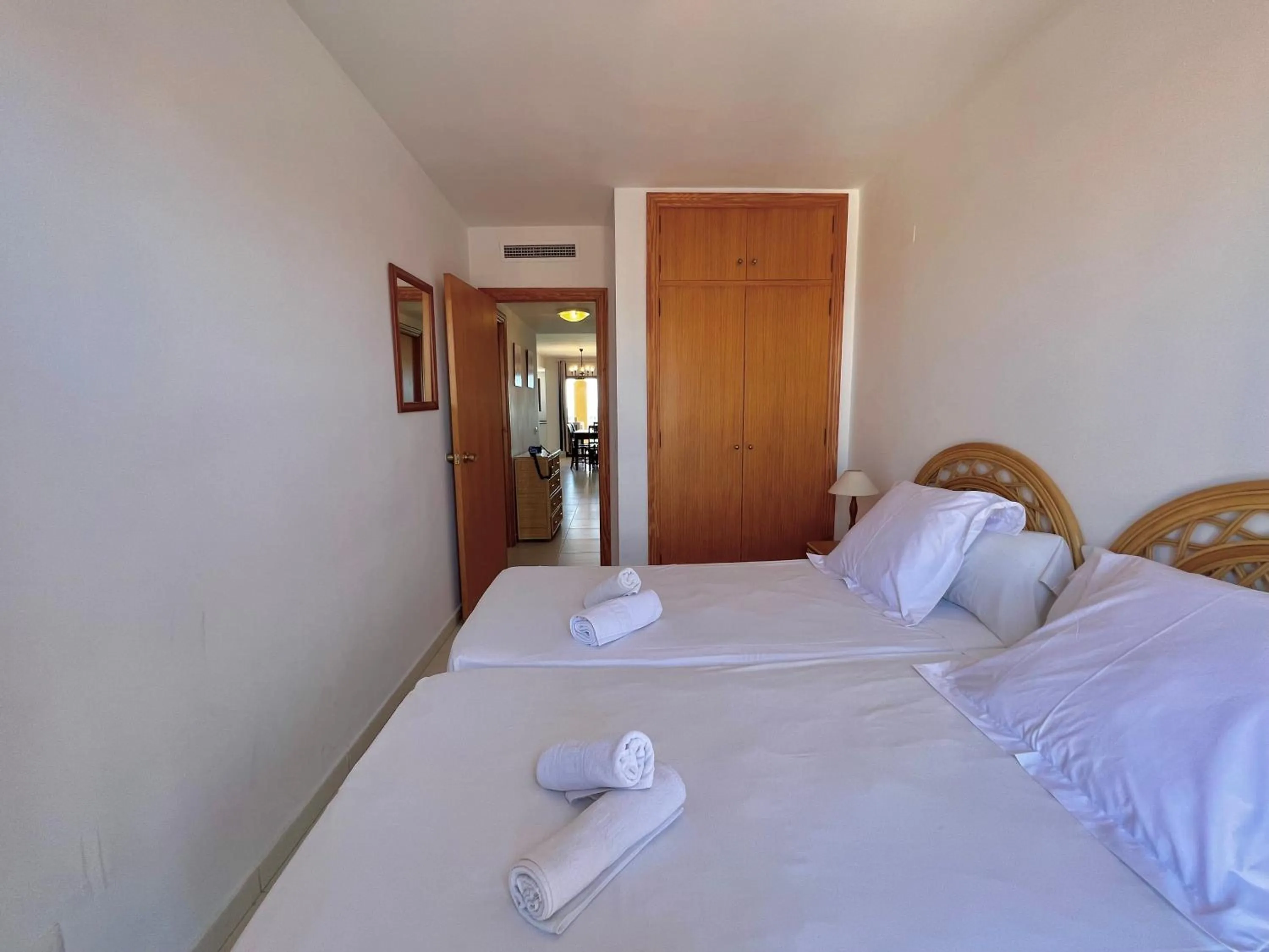 Bedroom, Bed in Sea You Apartamentos Valencia Port Saplaya