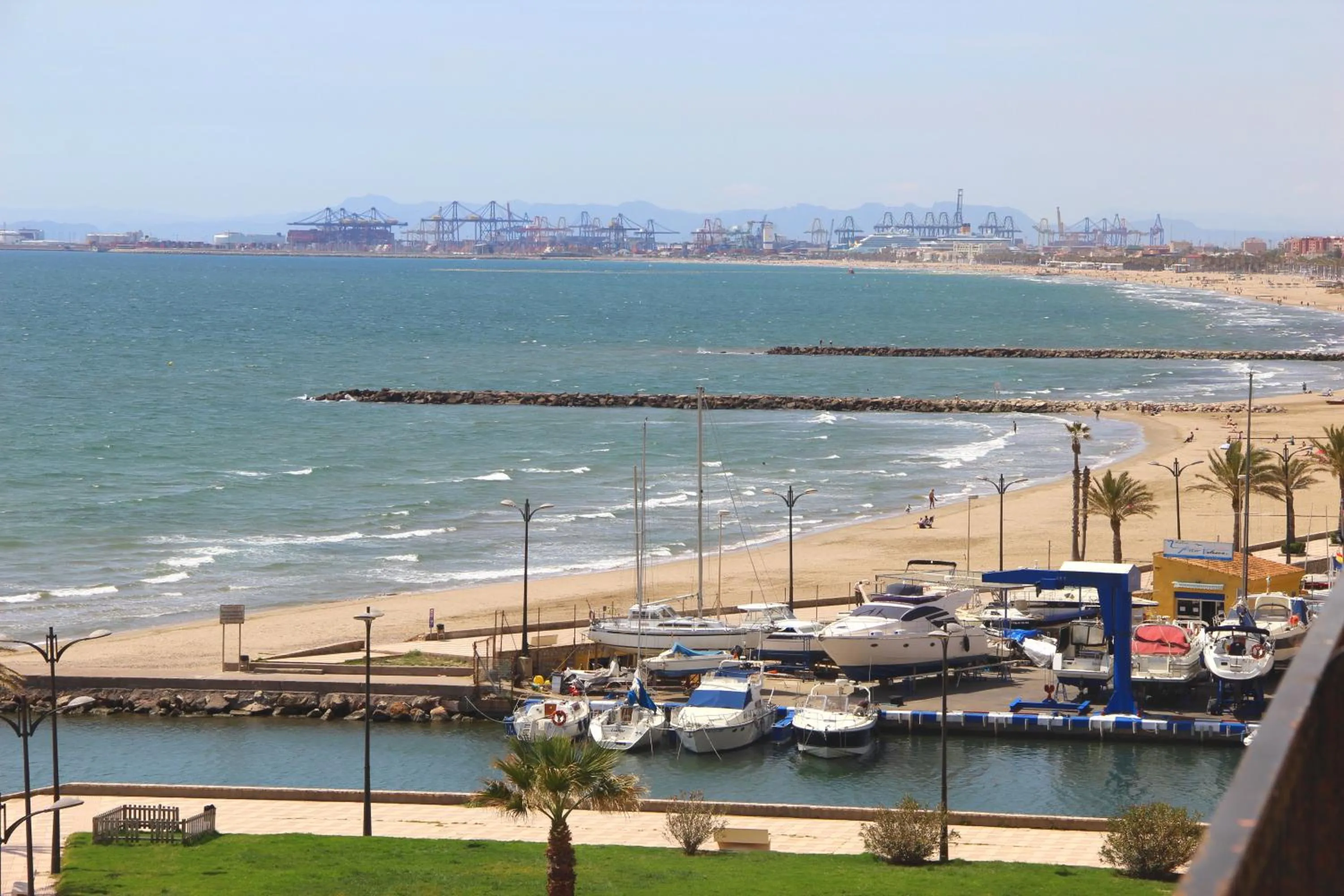 Sea view in Sea You Apartamentos Valencia Port Saplaya