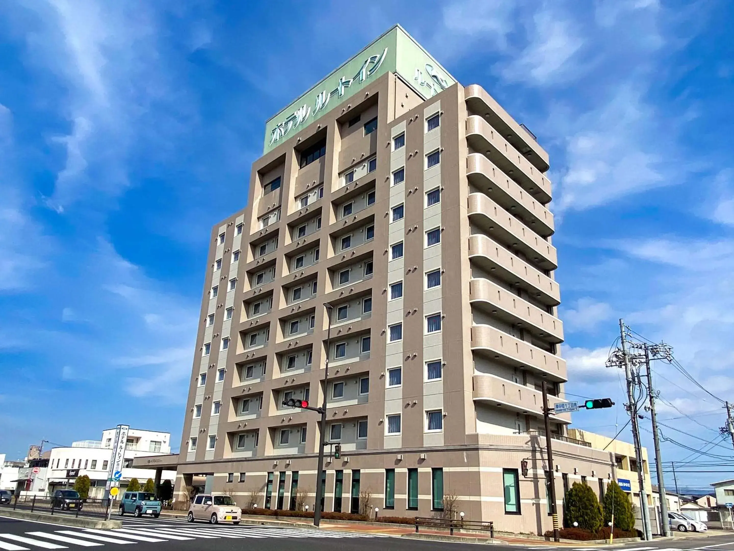 Property building in Hotel Route-Inn Toyotajinnaka Property building in Hotel Route-Inn Toyotajinnaka