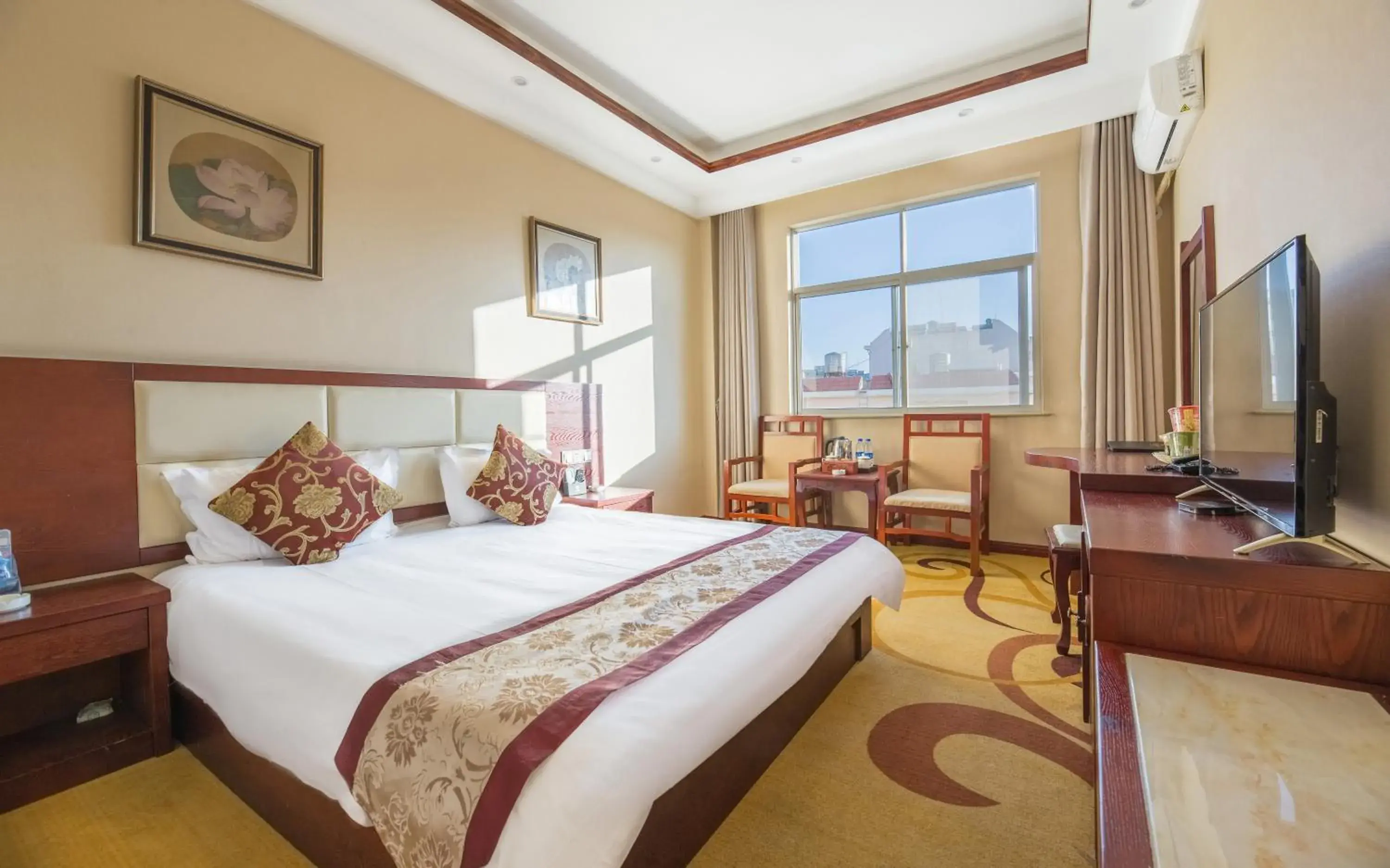 Comfort King Room - single occupancy in Binchuan Shuang Long Hotel Comfort King Room - single occupancy in Binchuan Shuang Long Hotel