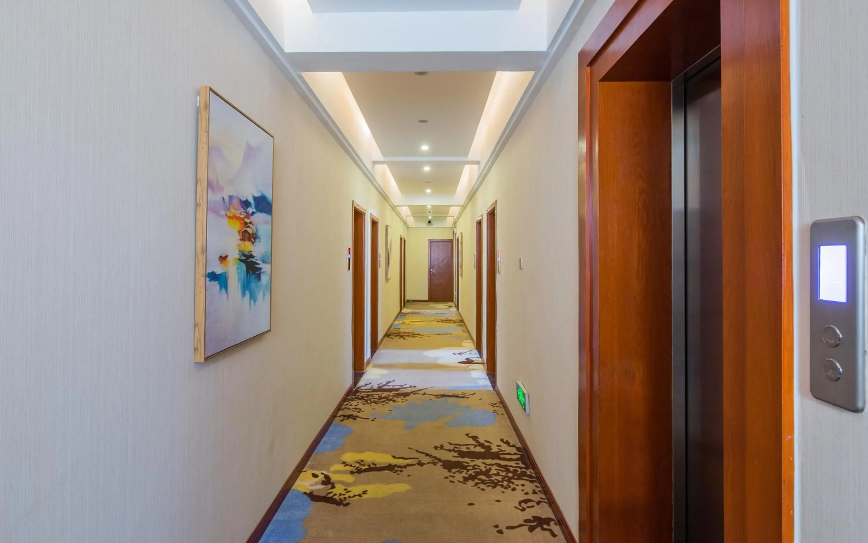 Property building in Binchuan Shuang Long Hotel