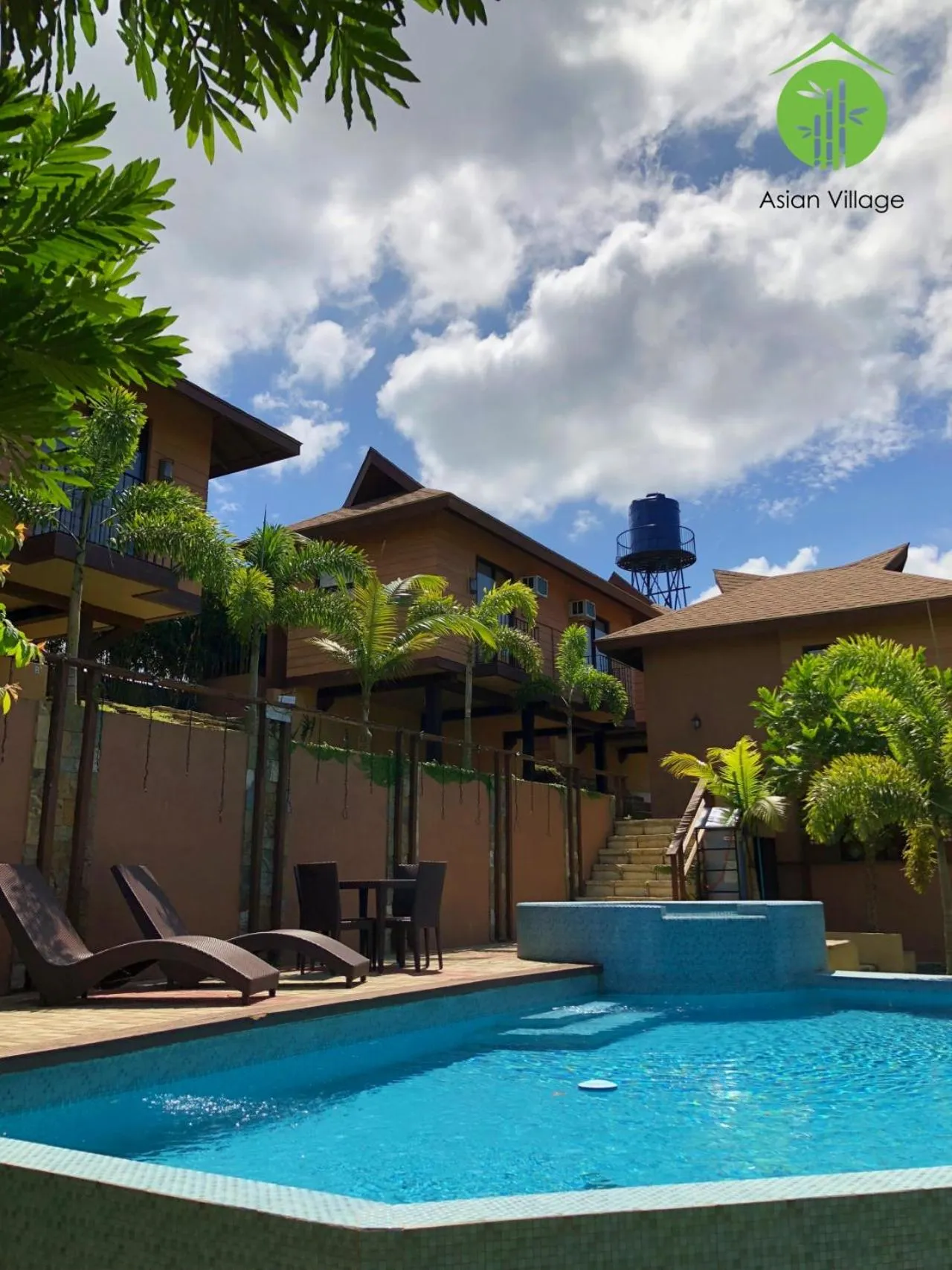 Swimming pool in Asian Village Tagaytay