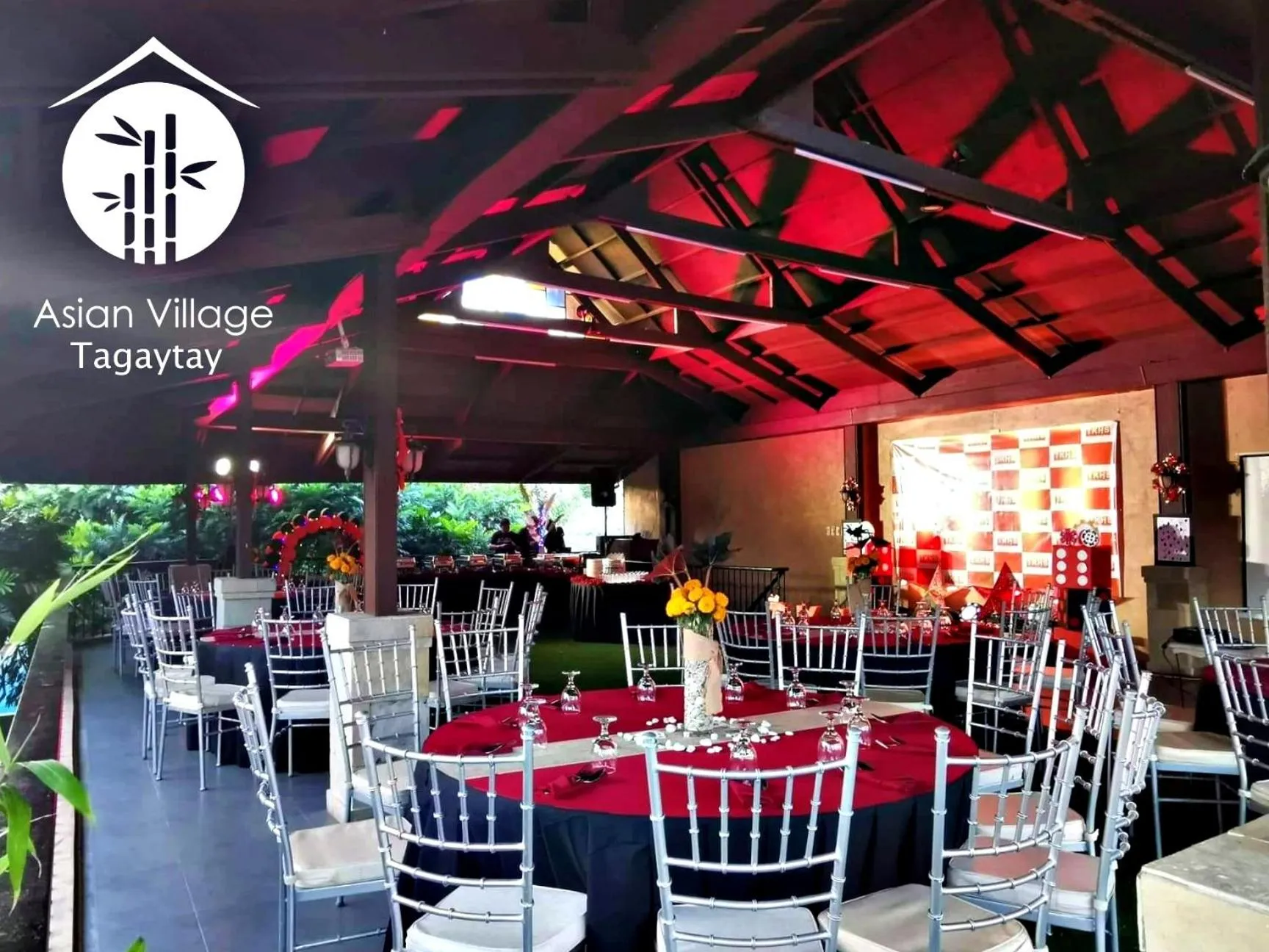 People in Asian Village Tagaytay