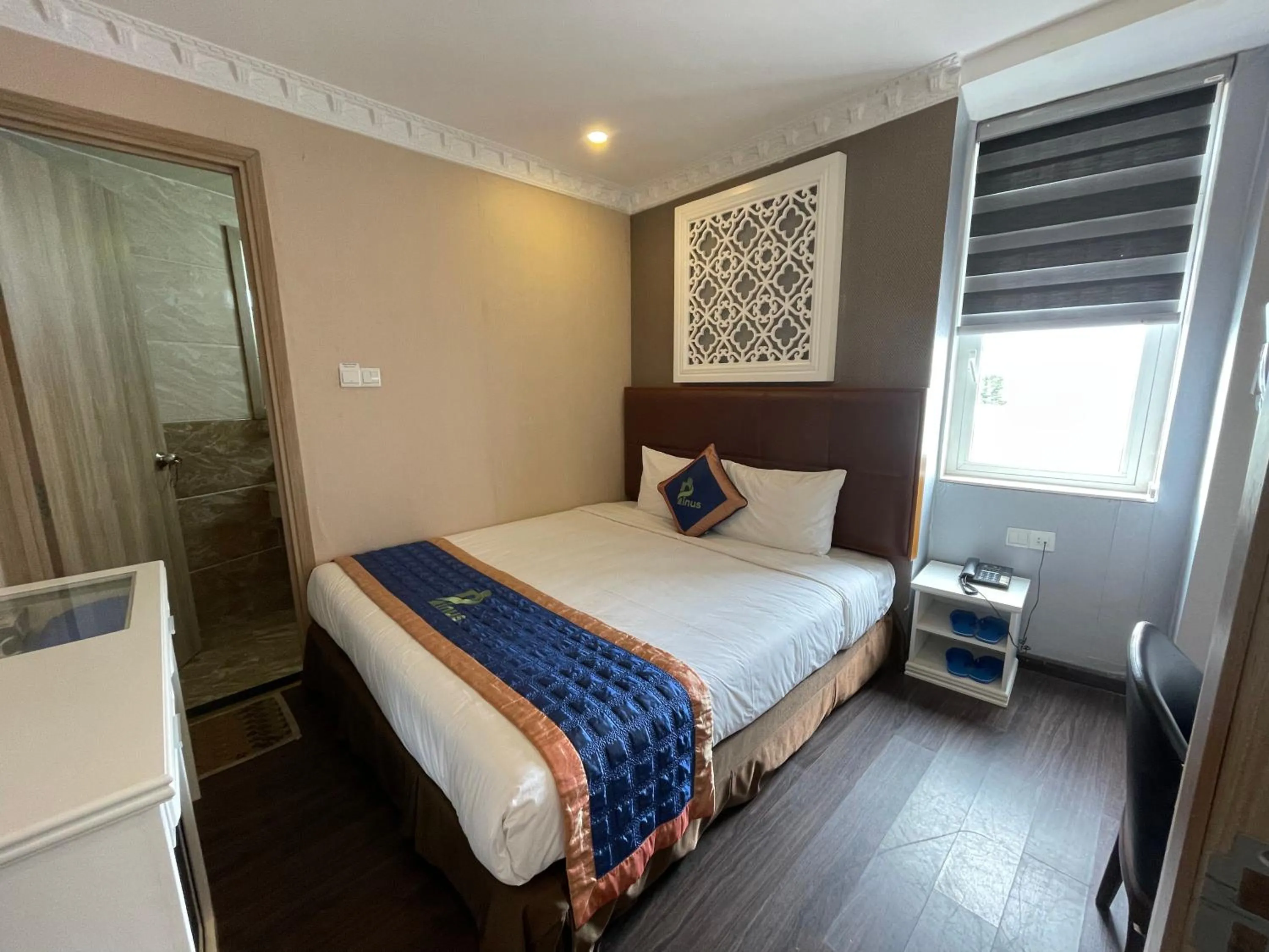 Photo of the whole room, Bed in Pinus Hotel