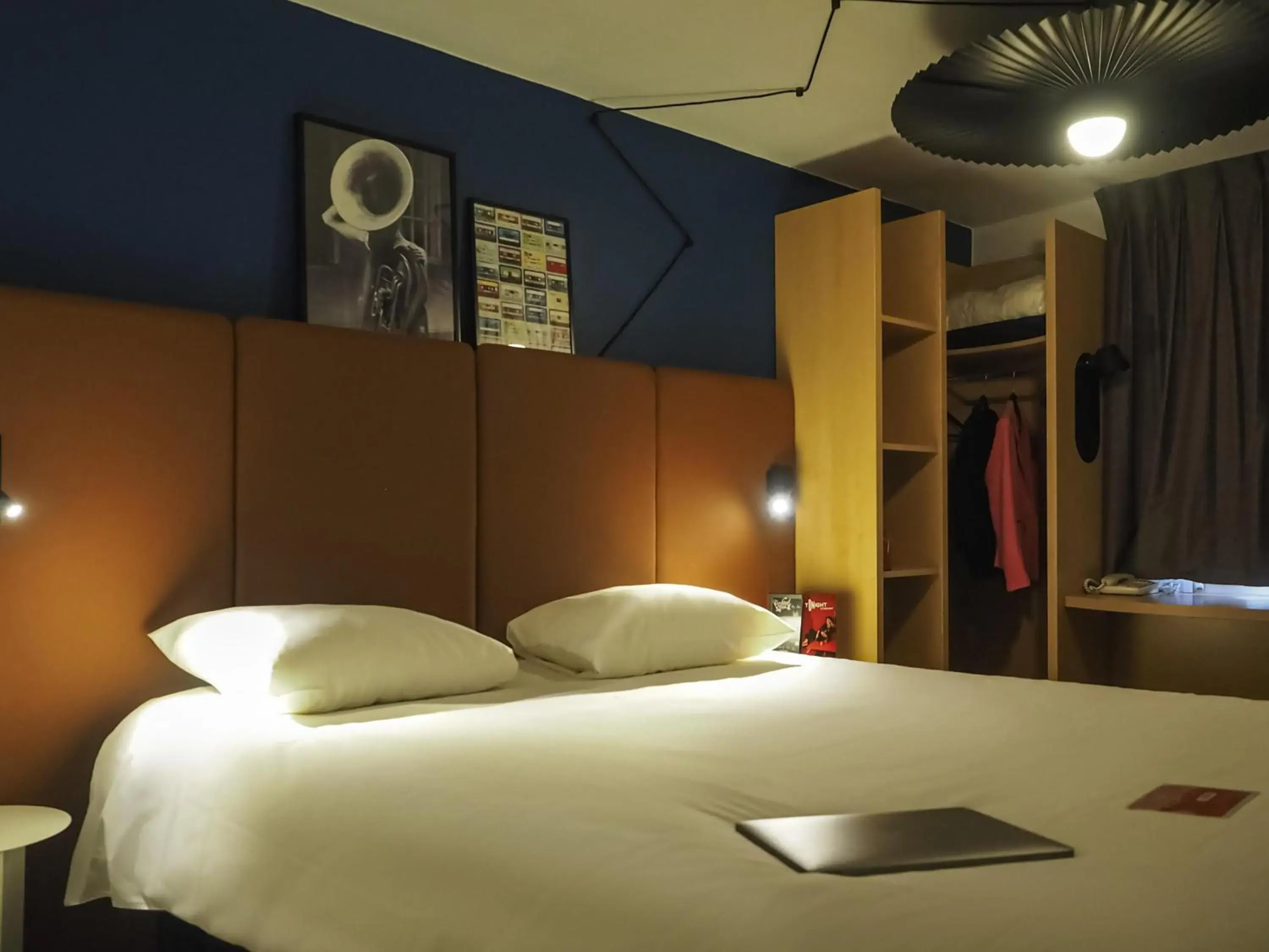 Bedroom, Bed in ibis Douai Centre Bedroom, Bed in ibis Douai Centre