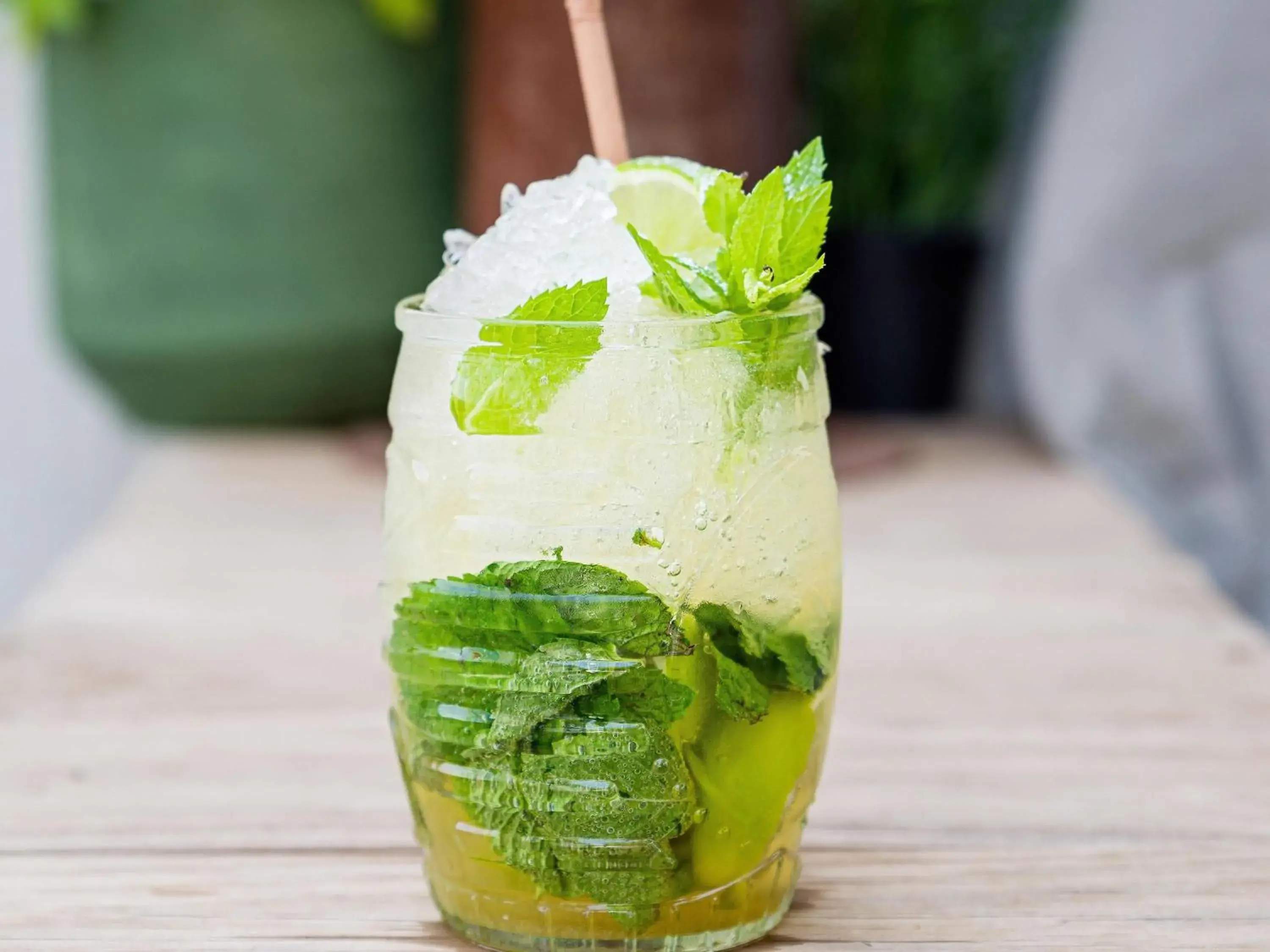 Lounge or bar in ibis Douai Centre Lounge or bar in ibis Douai Centre