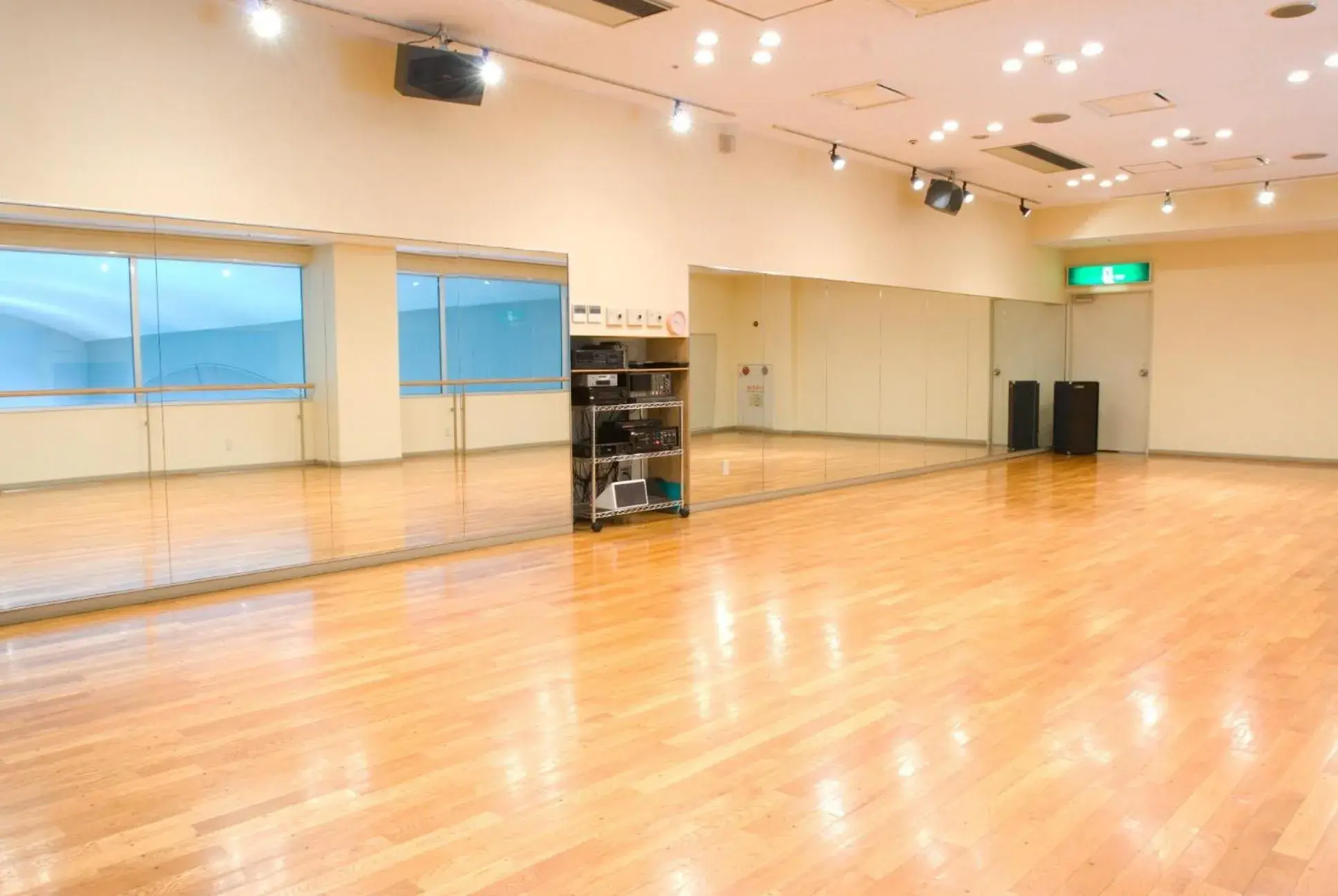 Photo of the whole room in Route Inn Grantia Komaki Photo of the whole room in Route Inn Grantia Komaki