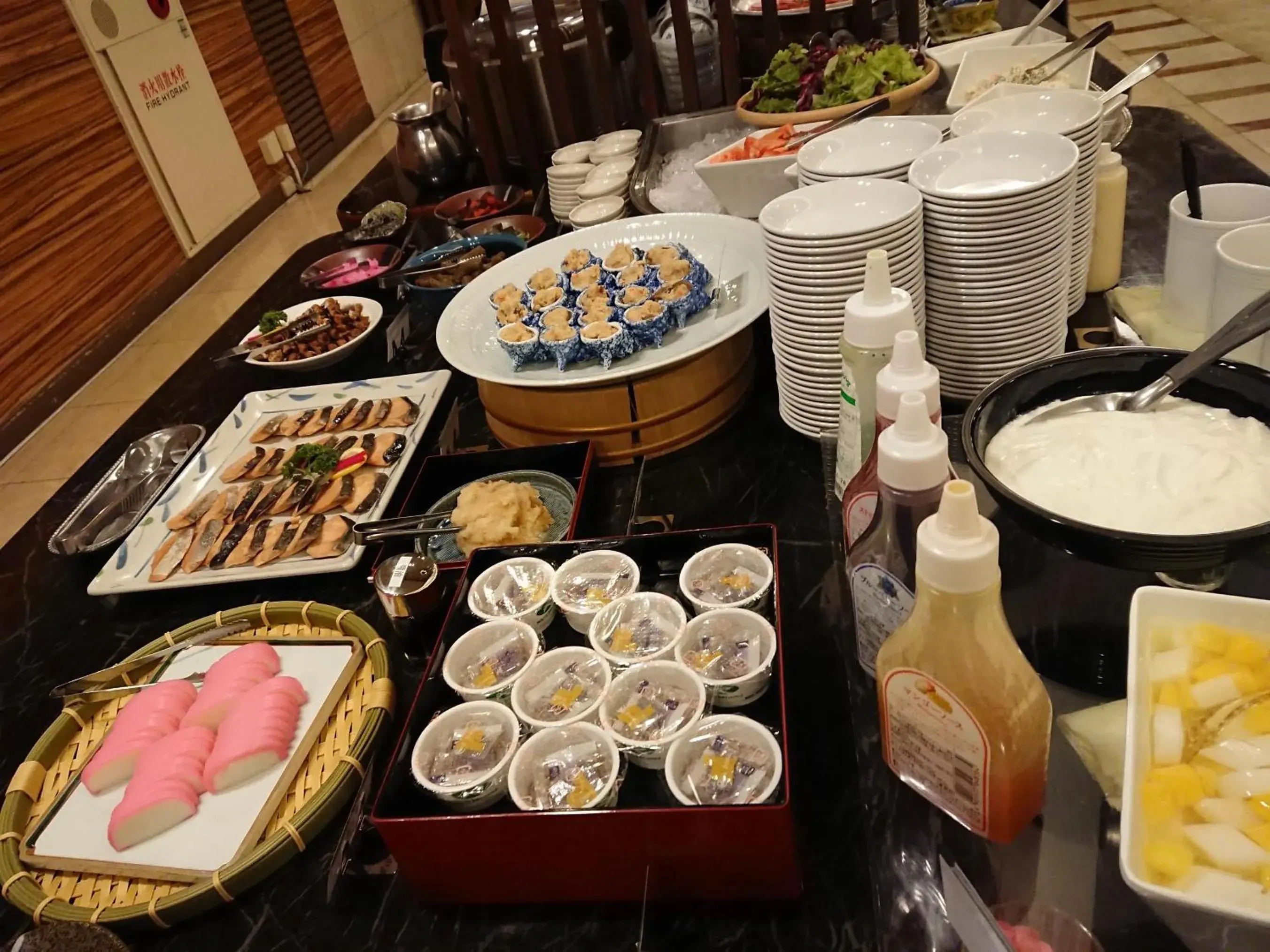 Buffet breakfast in Route Inn Grantia Komaki Buffet breakfast in Route Inn Grantia Komaki