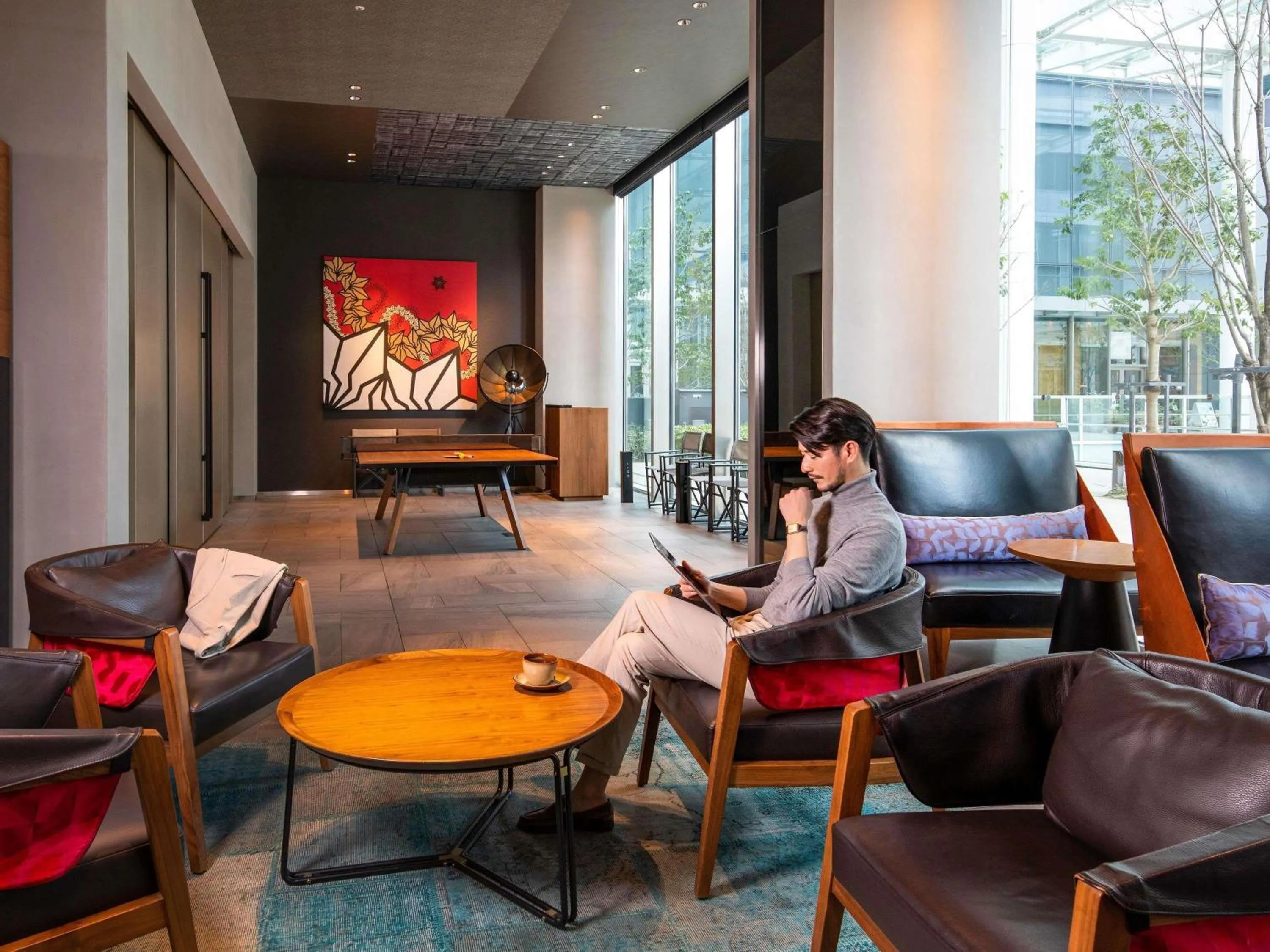 Lounge or bar in Pullman Tokyo Tamachi