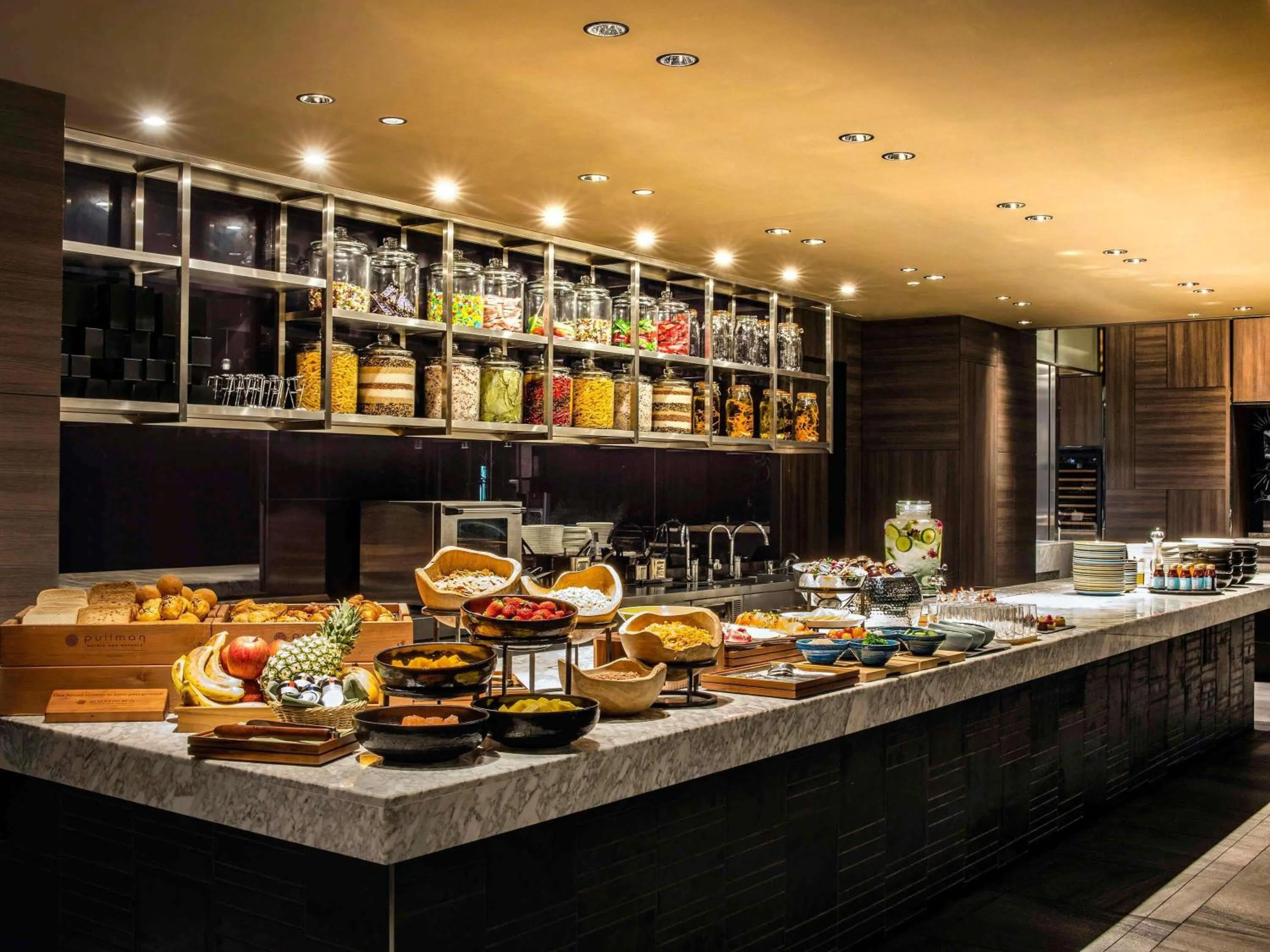 Breakfast in Pullman Tokyo Tamachi