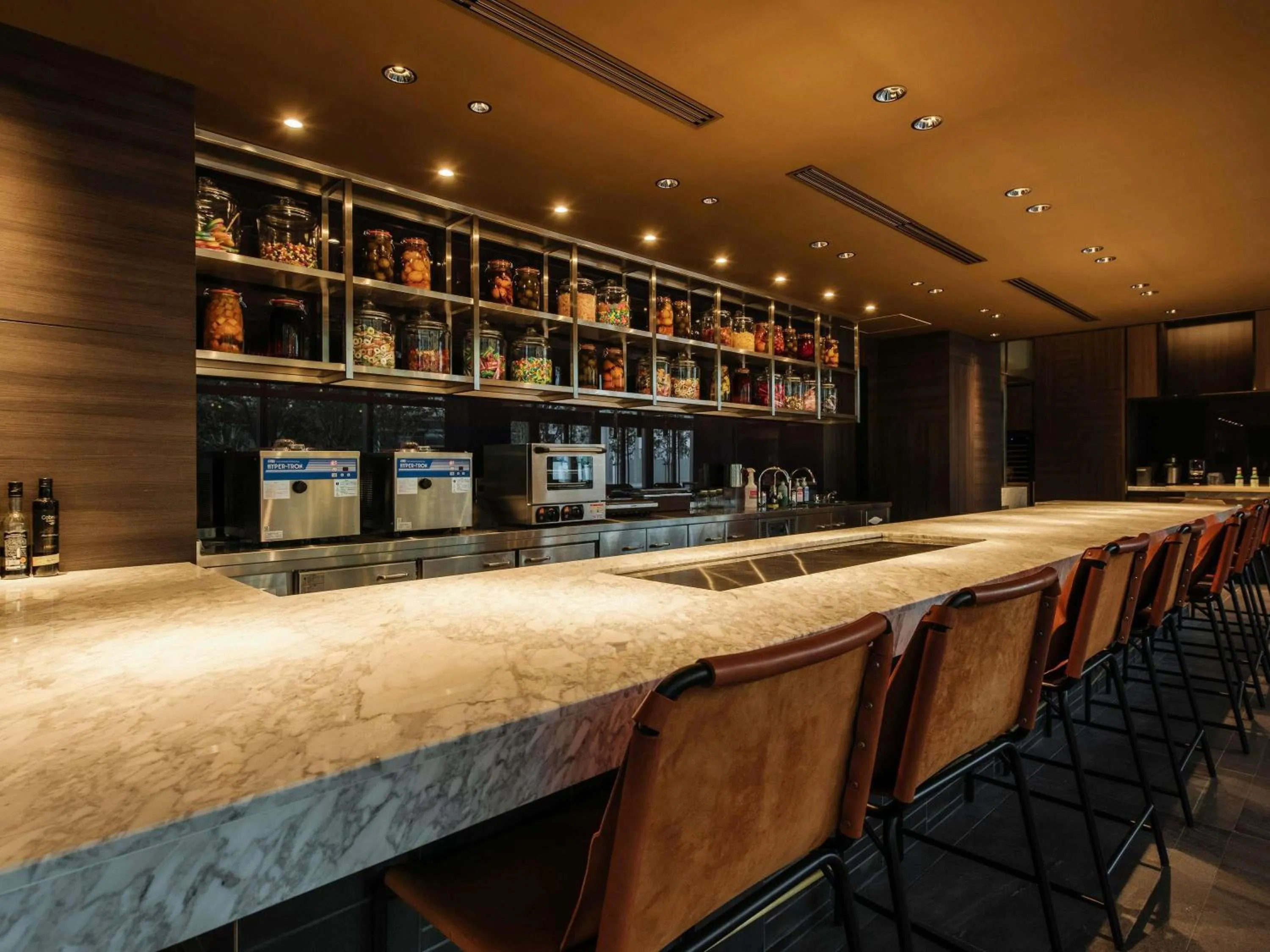 Restaurant/places to eat in Pullman Tokyo Tamachi