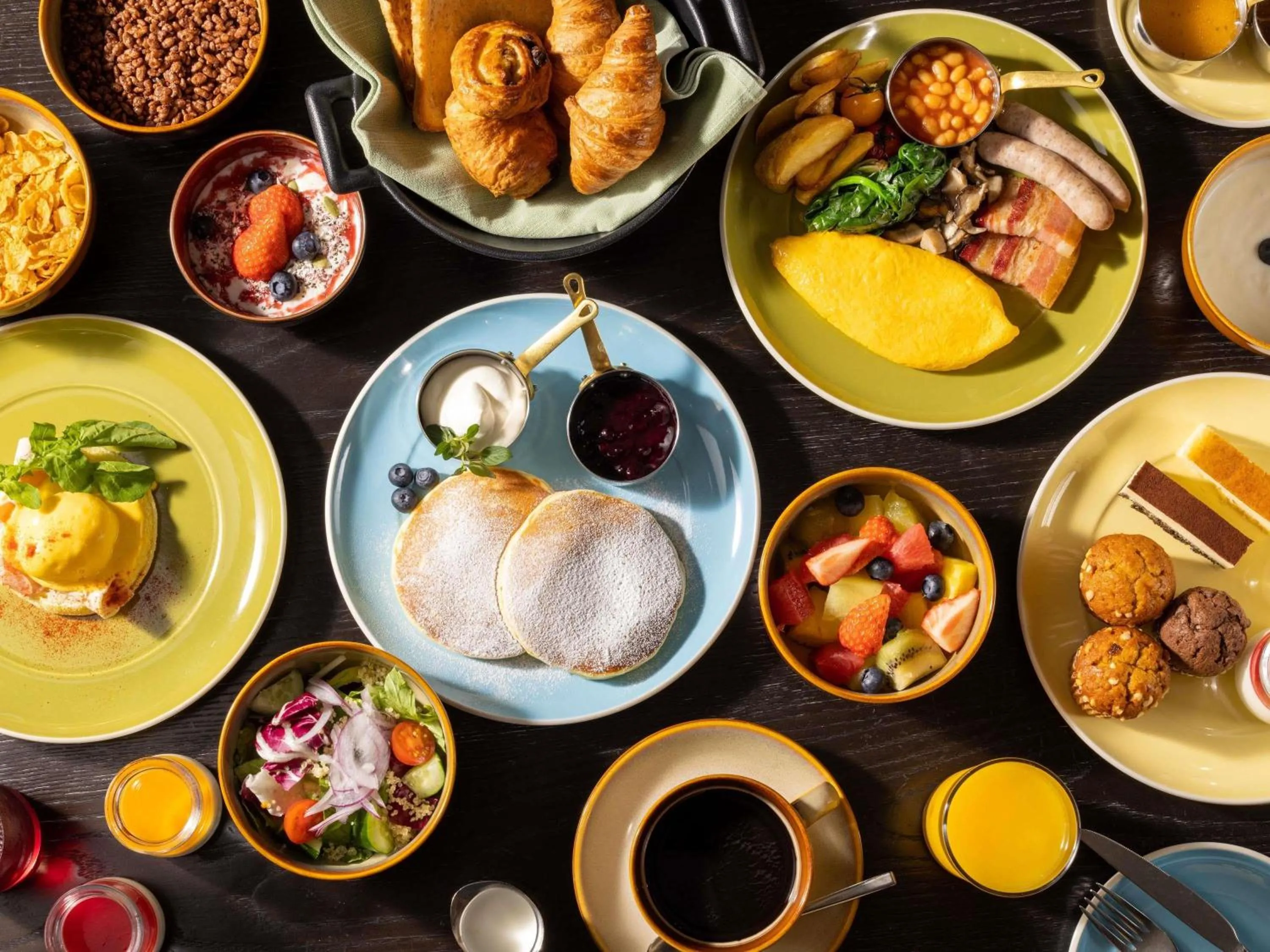 Breakfast in Pullman Tokyo Tamachi