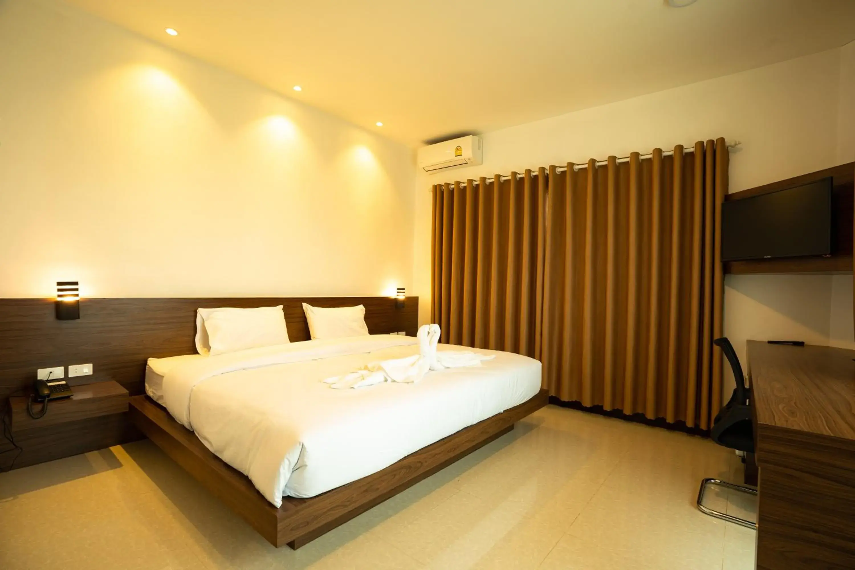 Bedroom, Bed in Intouch Riverside Hotel Bedroom, Bed in Intouch Riverside Hotel