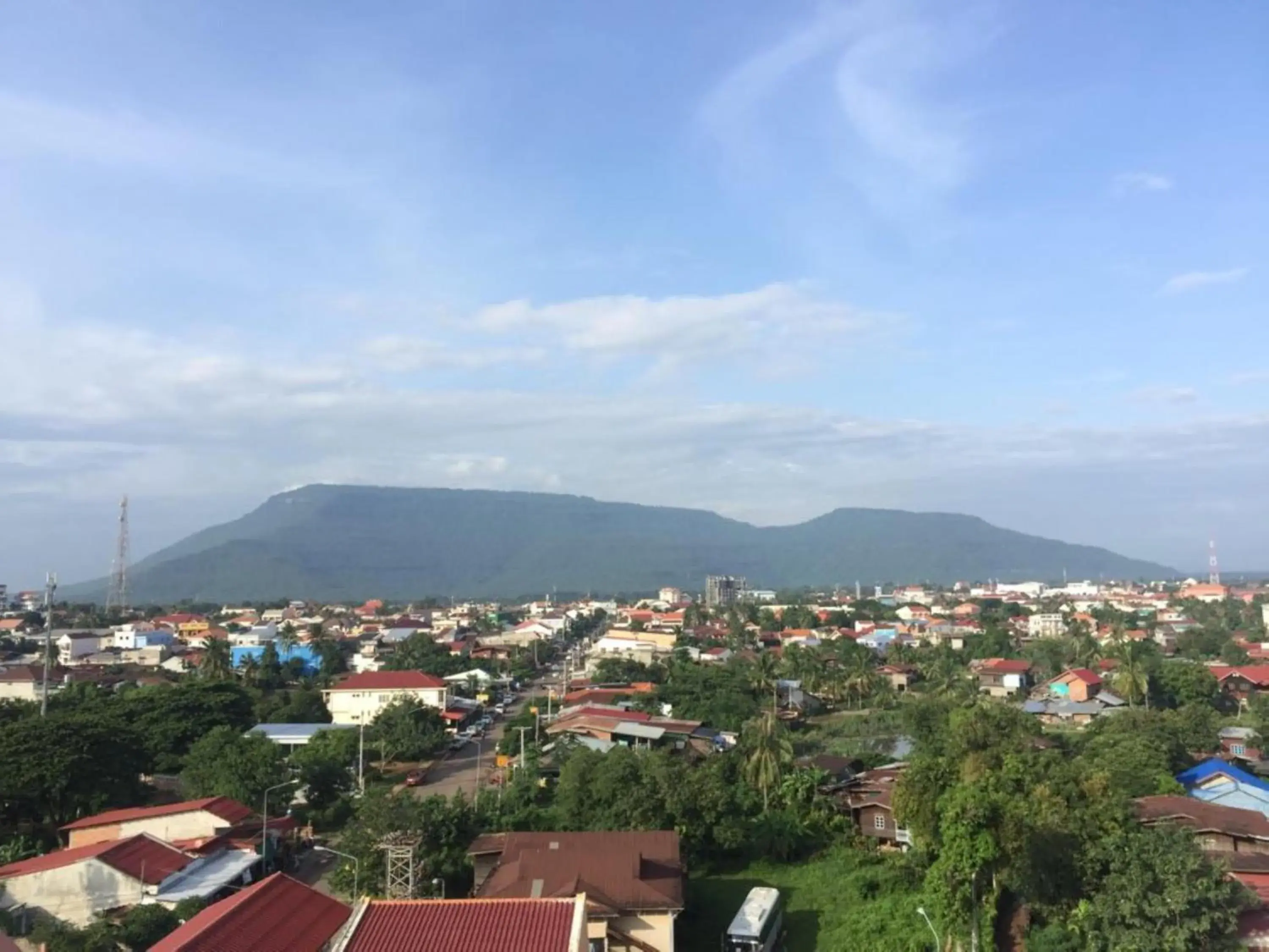 Property building in Intouch Riverside Hotel Property building in Intouch Riverside Hotel