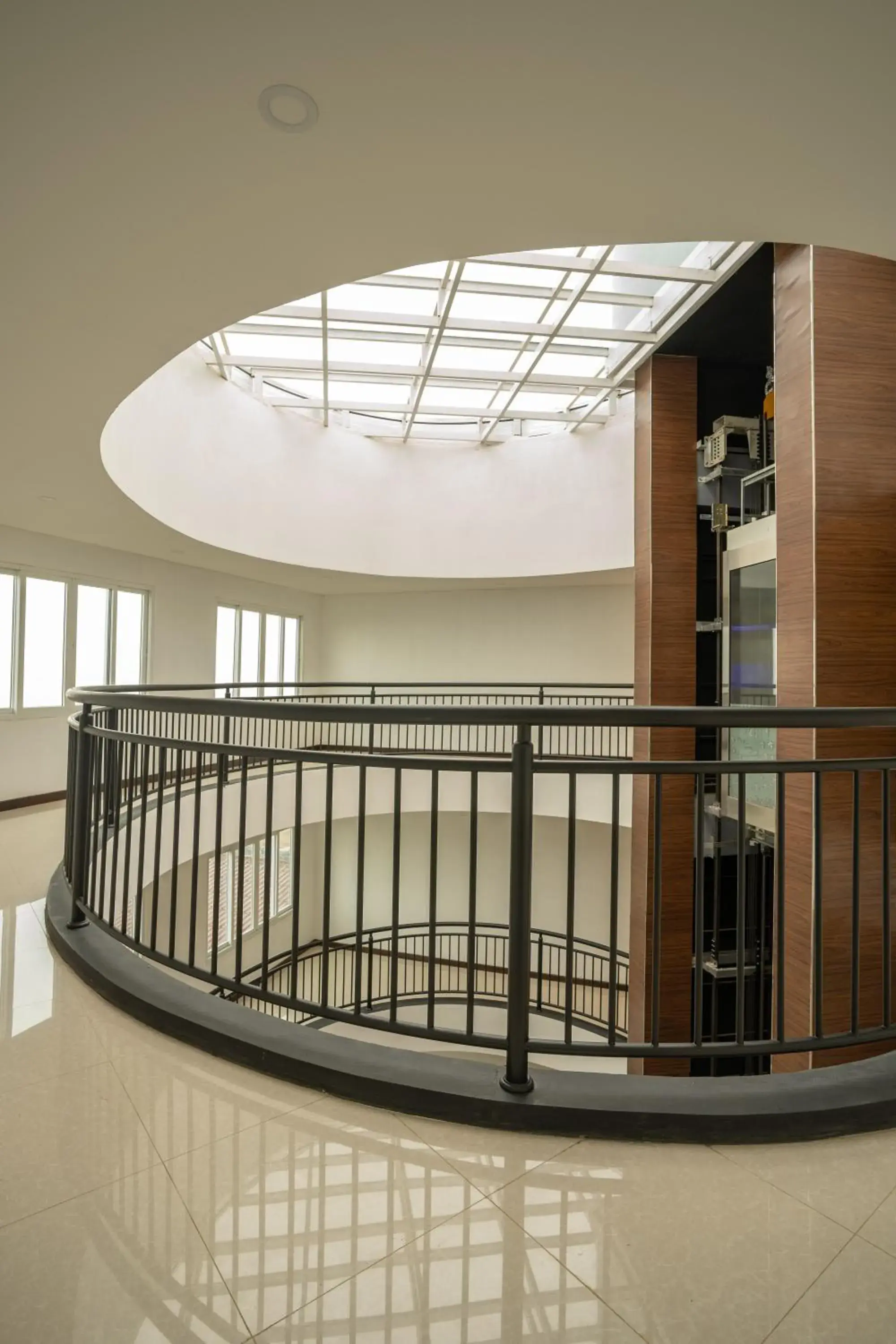 Property building in Intouch Riverside Hotel Property building in Intouch Riverside Hotel