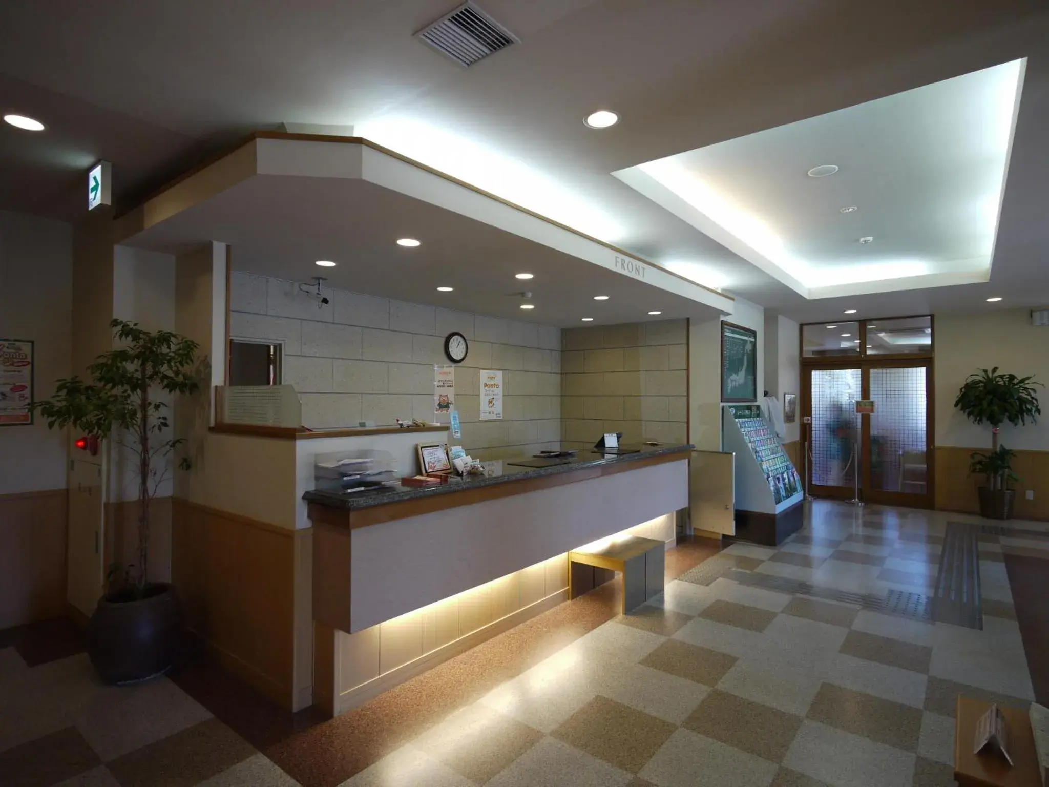 Lobby or reception in Hotel Route-Inn Tokoname Ekimae Lobby or reception in Hotel Route-Inn Tokoname Ekimae