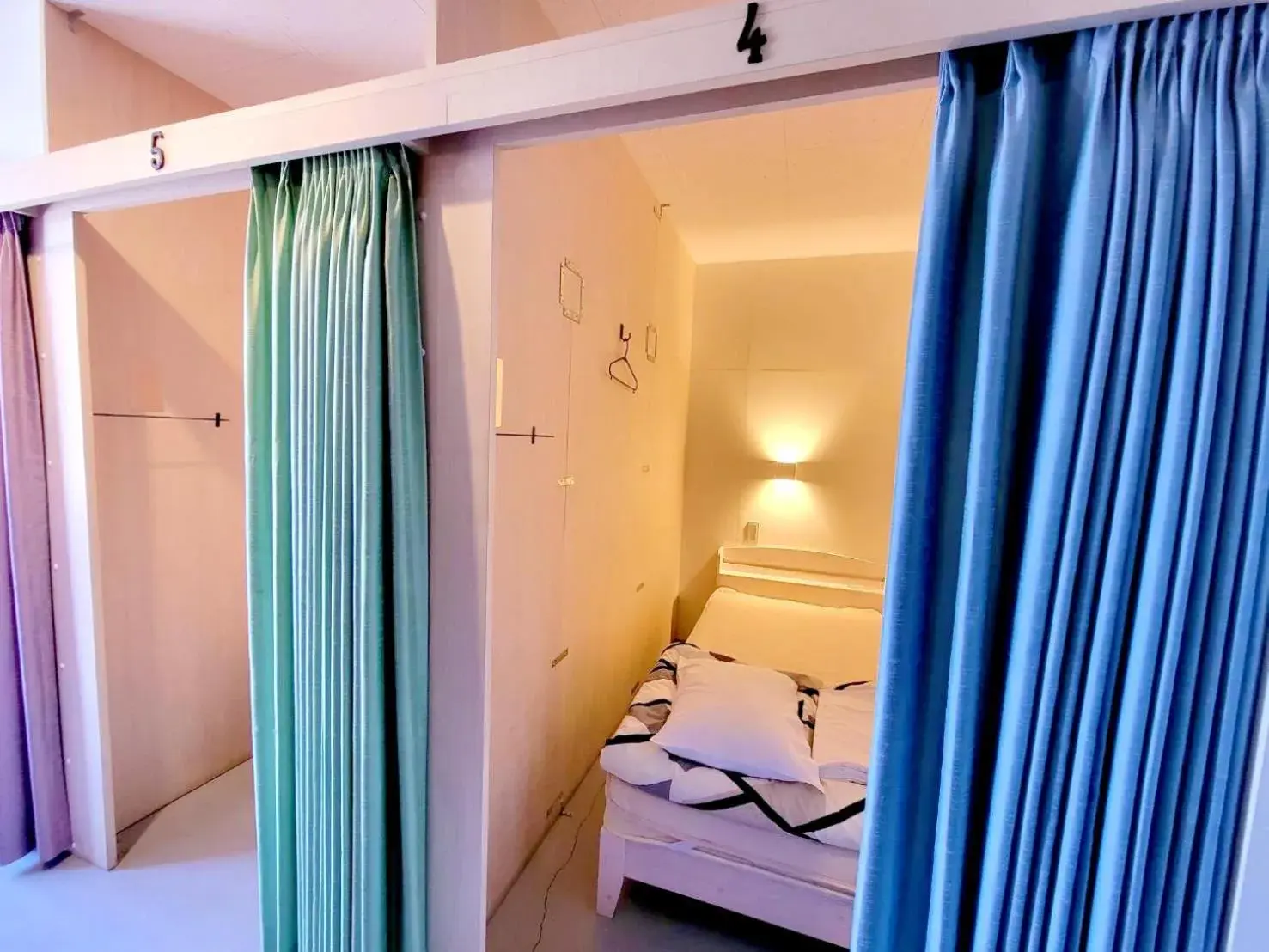 Bed in 6-Bed Female Dormitory Room in Guest House Proof Point Bed in 6-Bed Female Dormitory Room in Guest House Proof Point