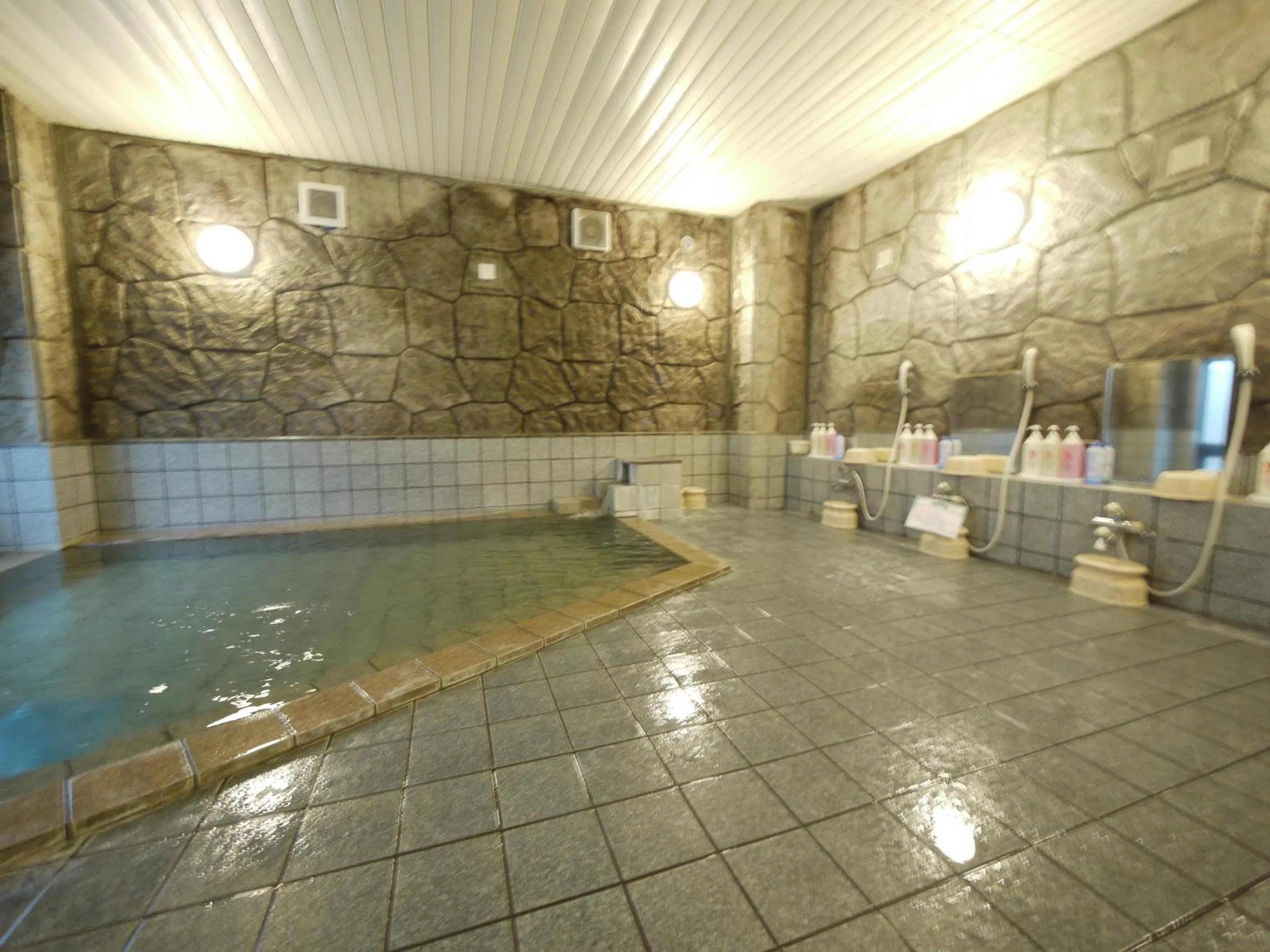 Public Bath in Hotel Route-Inn Kakamigahara