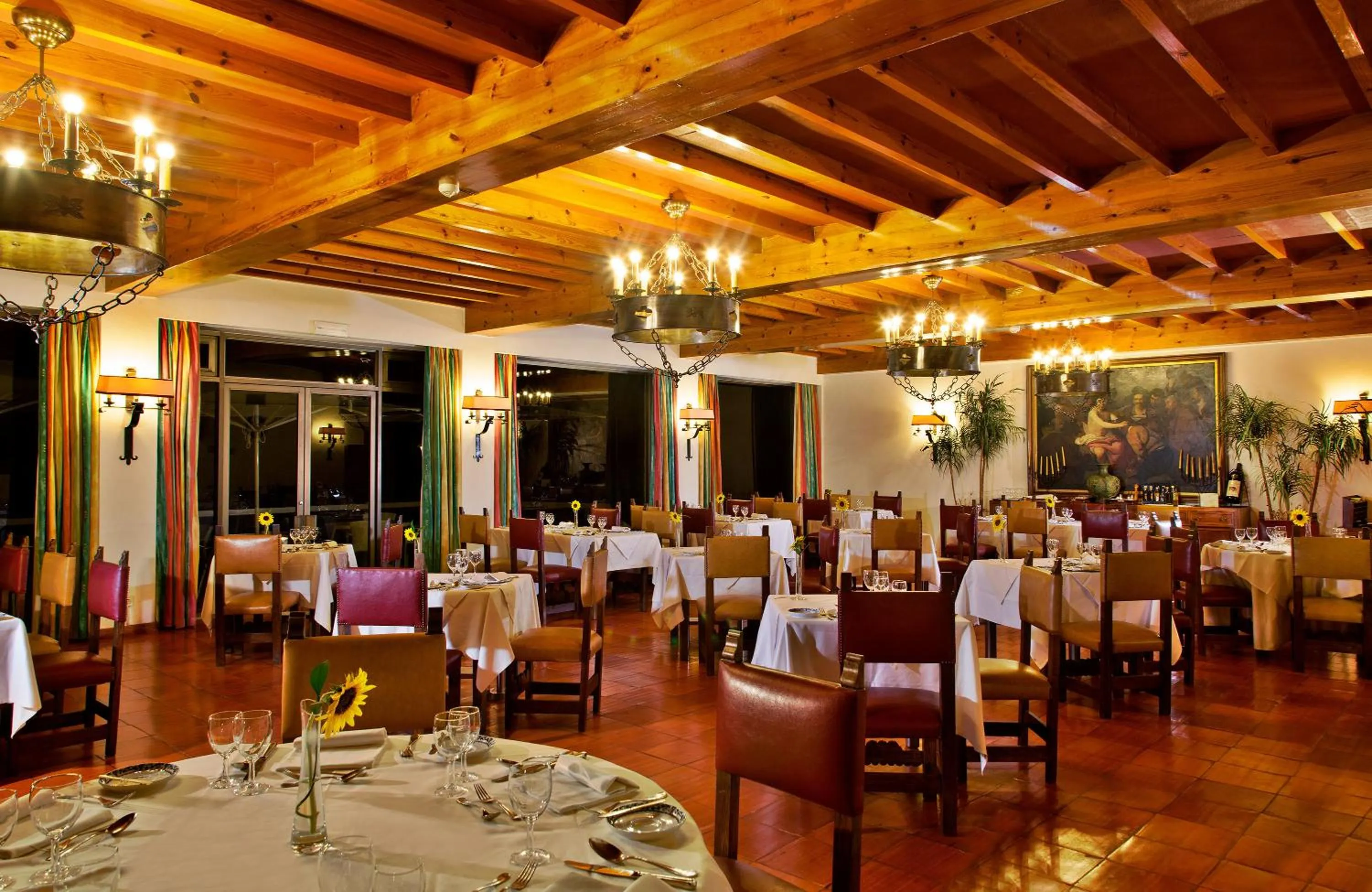 Restaurant/places to eat in Lago Azul Eco Hotel